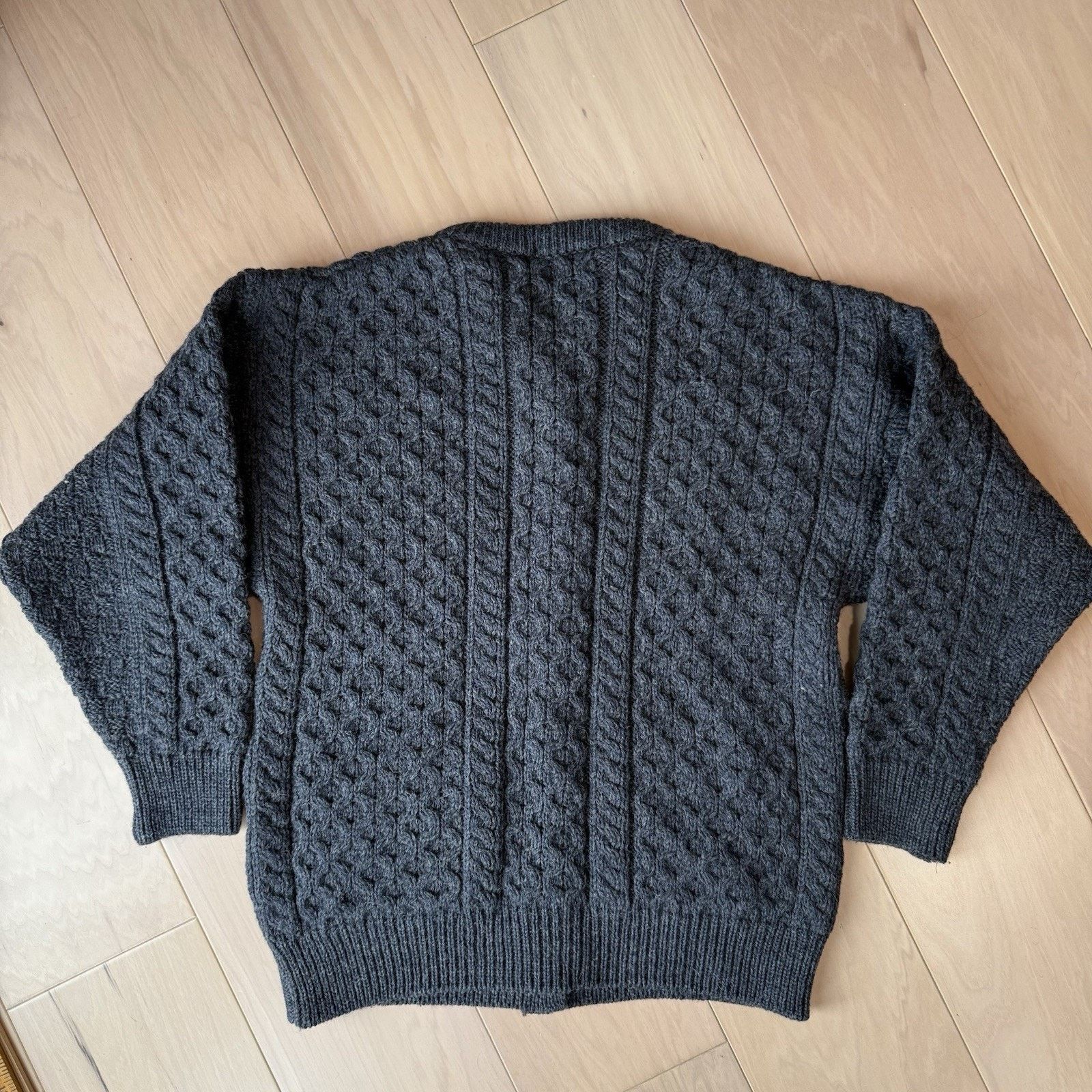 Aran Crafts Aran Crafts Cable Knit Cardigan Gray Wool Ireland Fisherman Size S / US 4 / IT 40 - 9 Thumbnail
