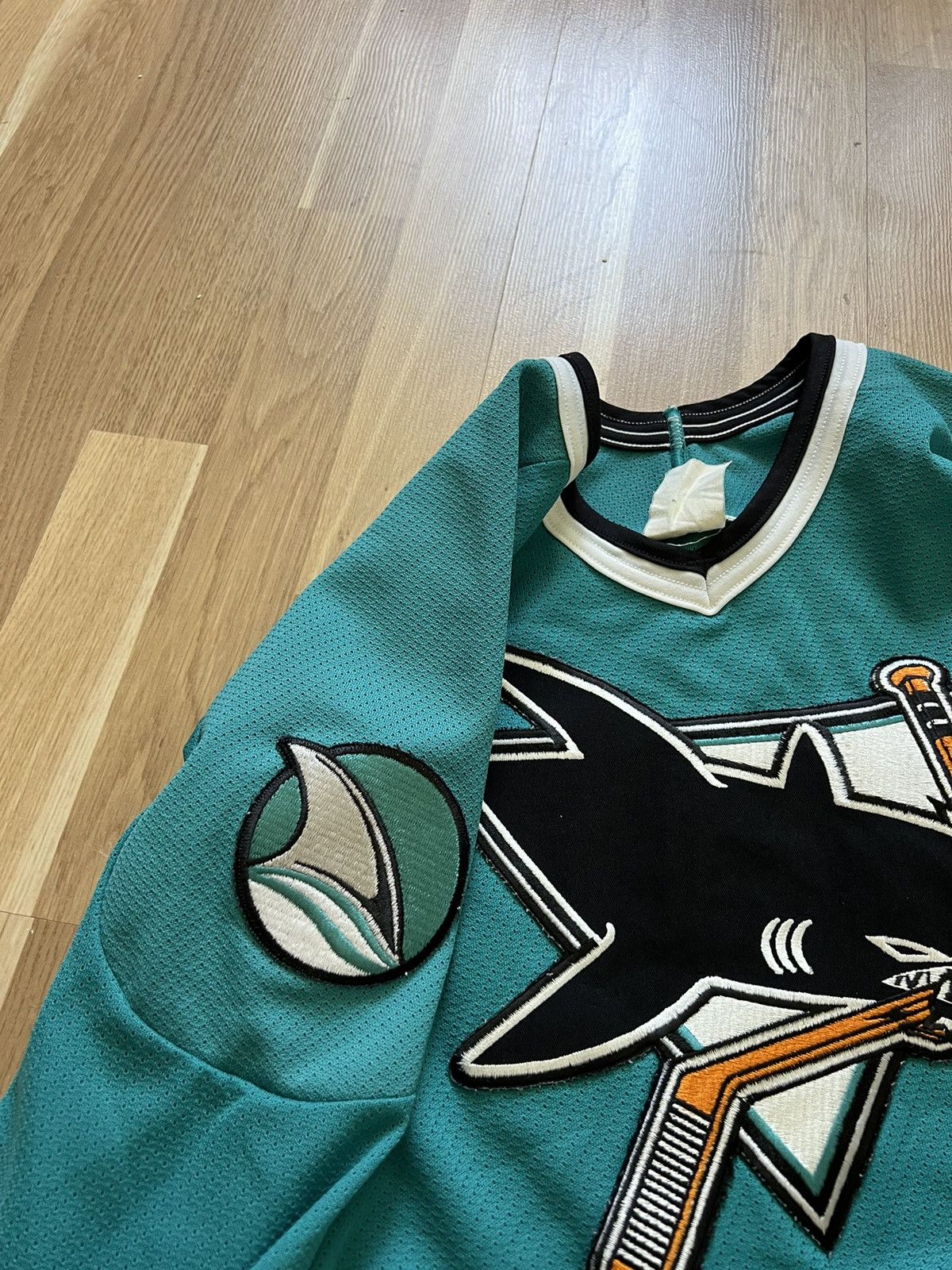 Other Vintage Hockey Jersey sharks San Jose 90s CCM maska NHL Size US XL / EU 56 / 4 - 6 Thumbnail