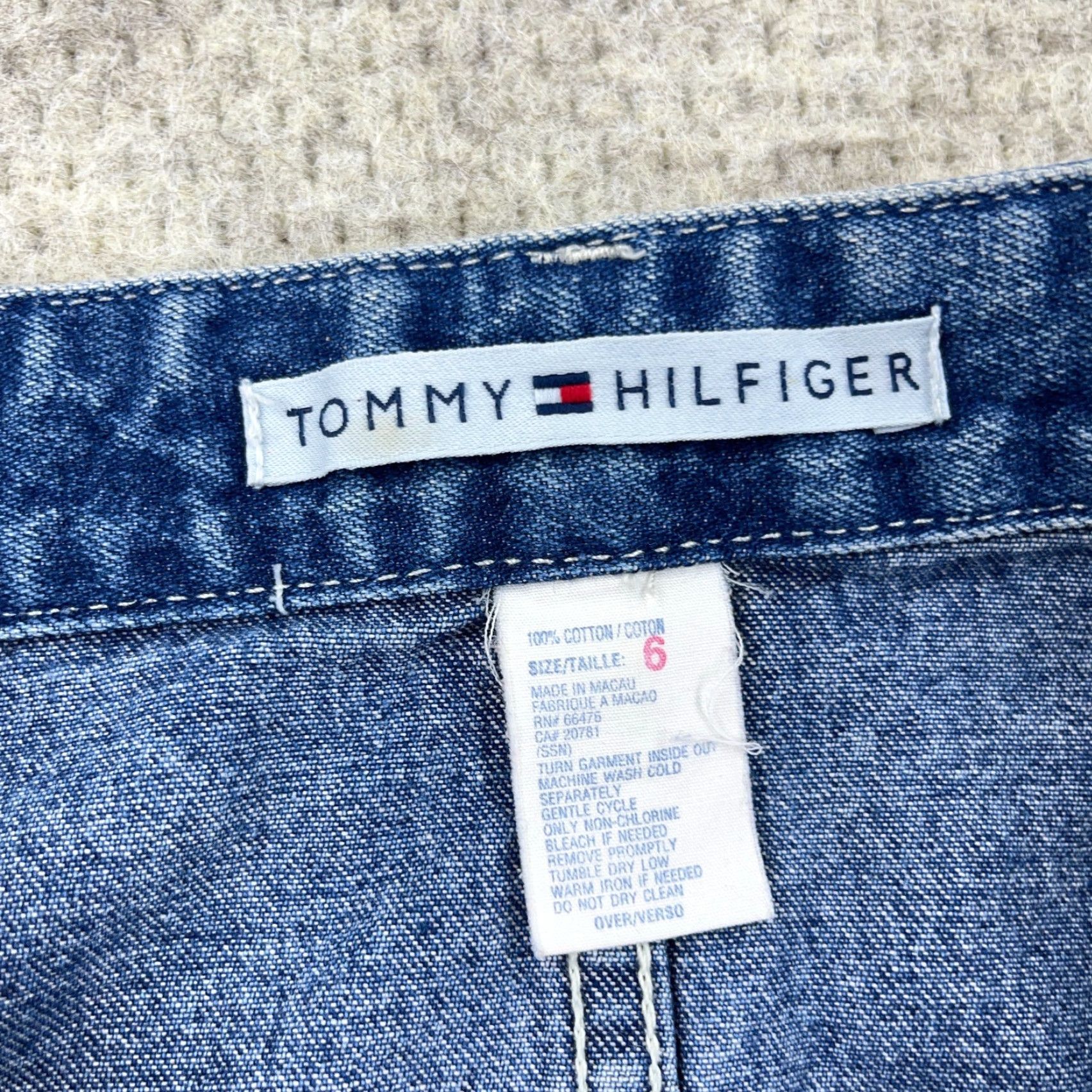 Tommy Hilfiger Vintage Tommy Hilfiger Skirt Women 6 Denim Midi Med Wash Spell Out Y2K 00s Size 28" / US 6 / IT 42 - 3 Thumbnail