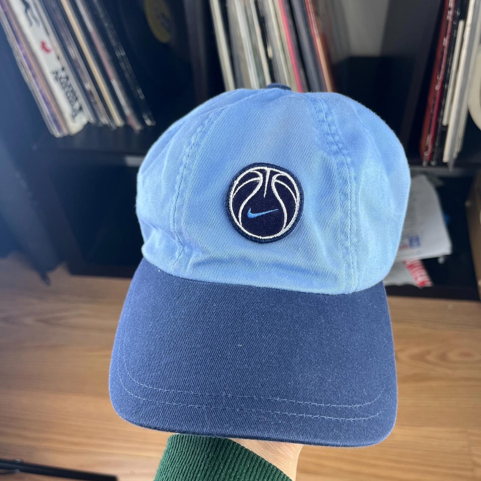 Carhartt Vintage 90s Nike Basketball Strapback Hat Size ONE SIZE - 1 Thumbnail