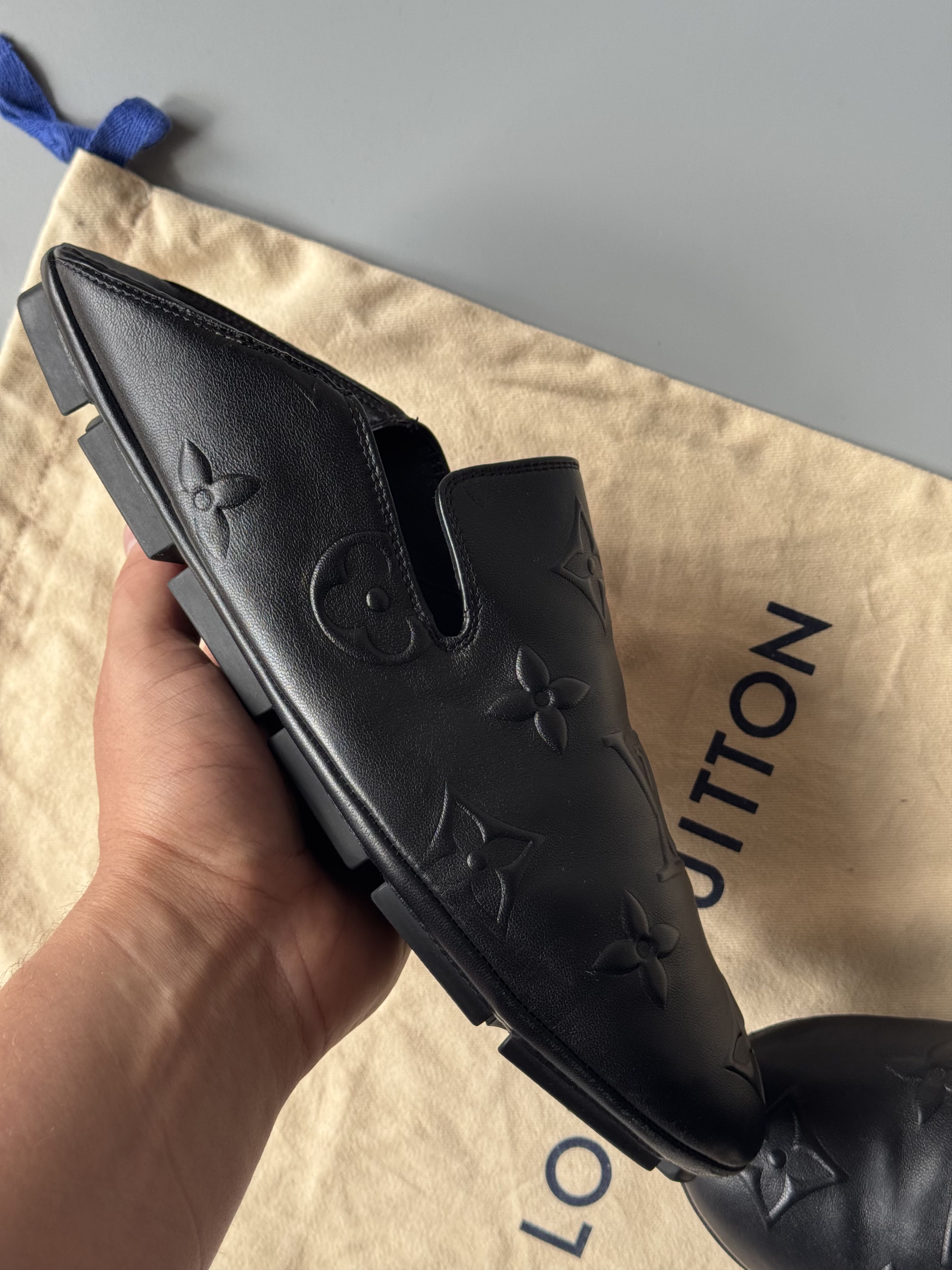 Louis Vuitton Louis Vuitton Driver Size US 7.5 / EU 40-41 - 9 Thumbnail