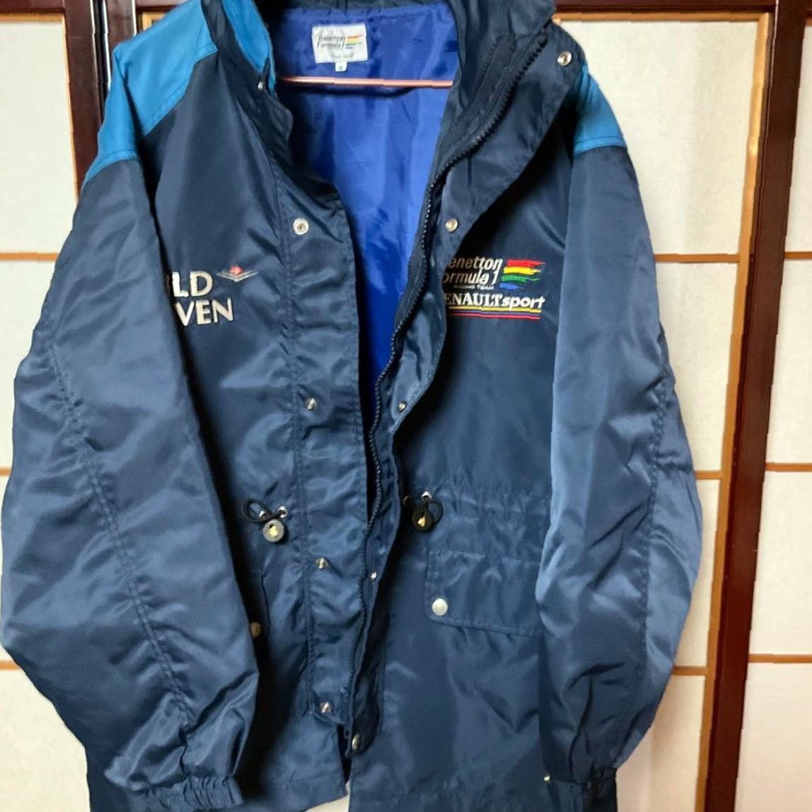 Benetton Benetton Formula 1 Racing Team Renault Down Feather Jacket Size M Japan Vintage Jacket Mens Women Unisex Size US M / EU 48-50 / 2 - 3 Thumbnail