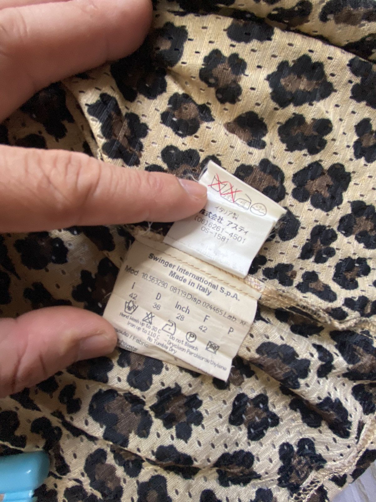 Fendi Vintage 90’s FENDI leopard print mesh button down shirt Size XS / US 0-2 / IT 36-38 - 8 Thumbnail