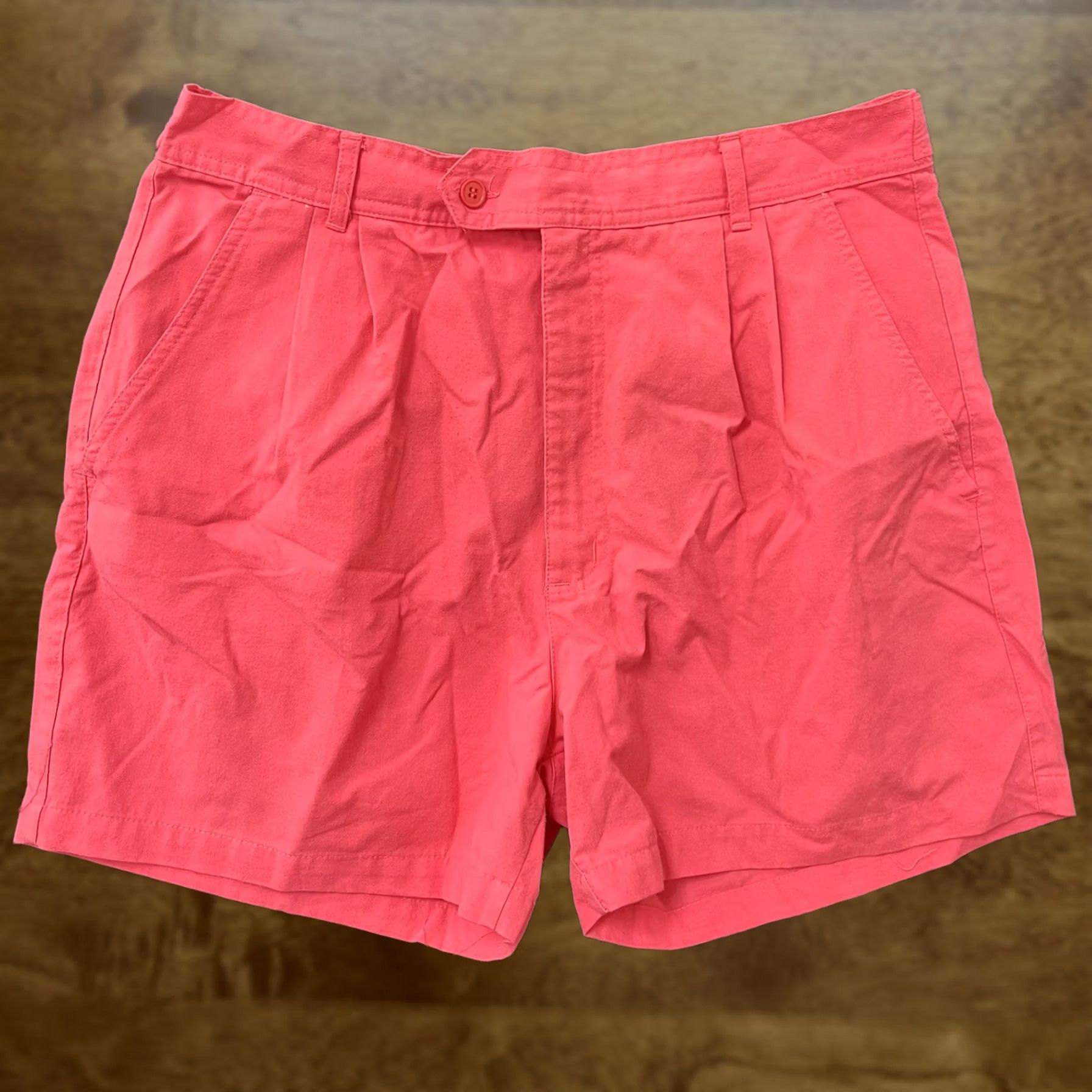 Vintage VINTAGE Cassie West Juniors 13/14 Pink Pleated Chino High Waist Shorts Size 34" / US 12 / IT 48 - 1 Thumbnail