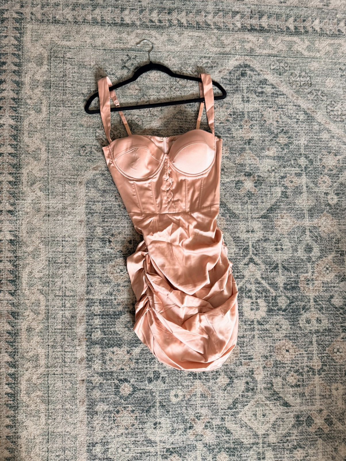Other Oh Polly baby pink satin sweetheart corset mini dress 10 Size L / US 10 / IT 46 - 7 Thumbnail