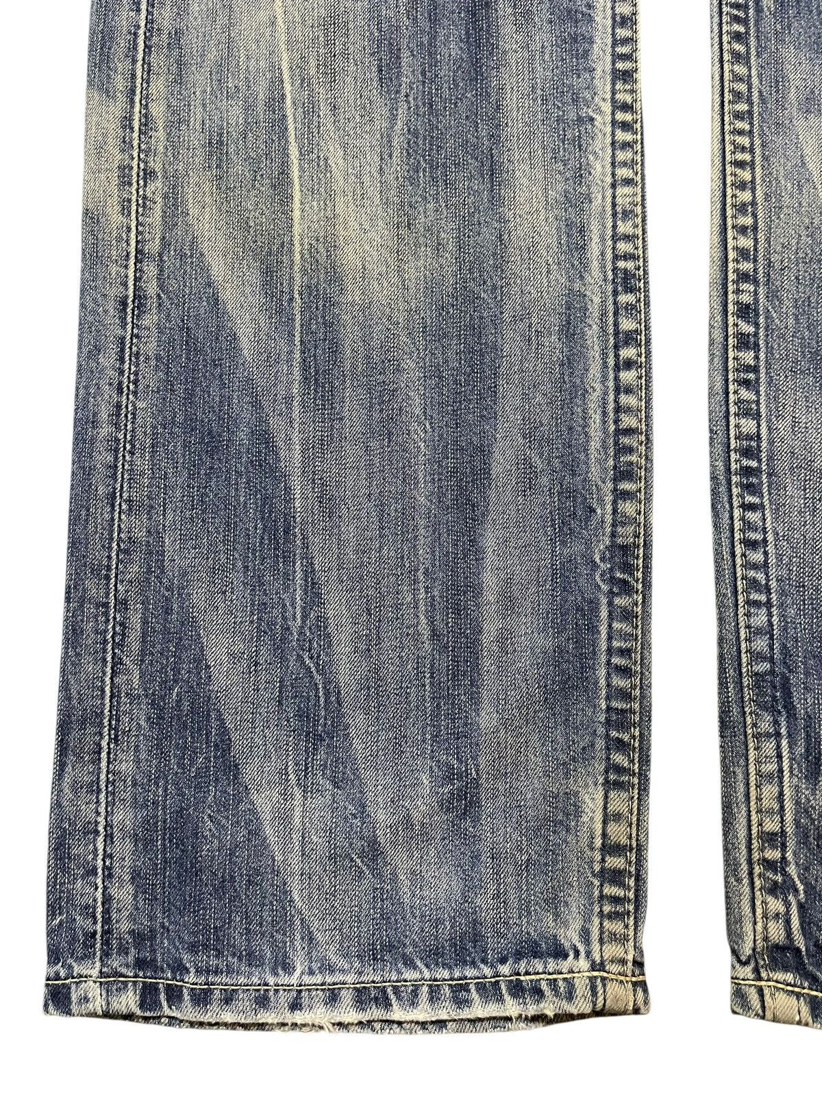 Levi's Vintage 90s Levis 202 Buckle Blue Faded Wash Style Jeans Size US 33 - 7 Thumbnail