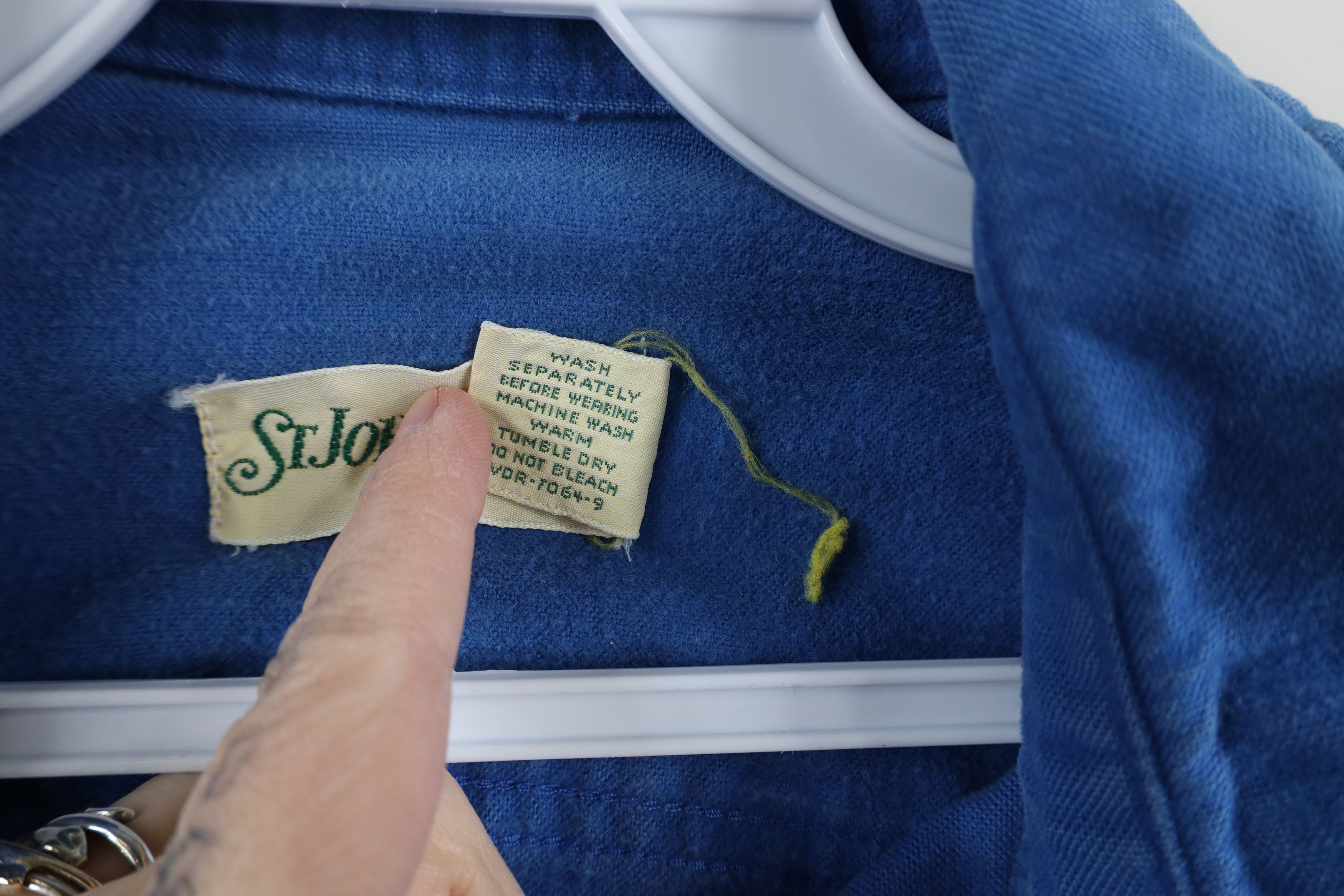 Vintage Vintage 90s Streetwear Cloth Collared Button Shirt Blue Size US L / EU 52-54 / 3 - 8 Thumbnail