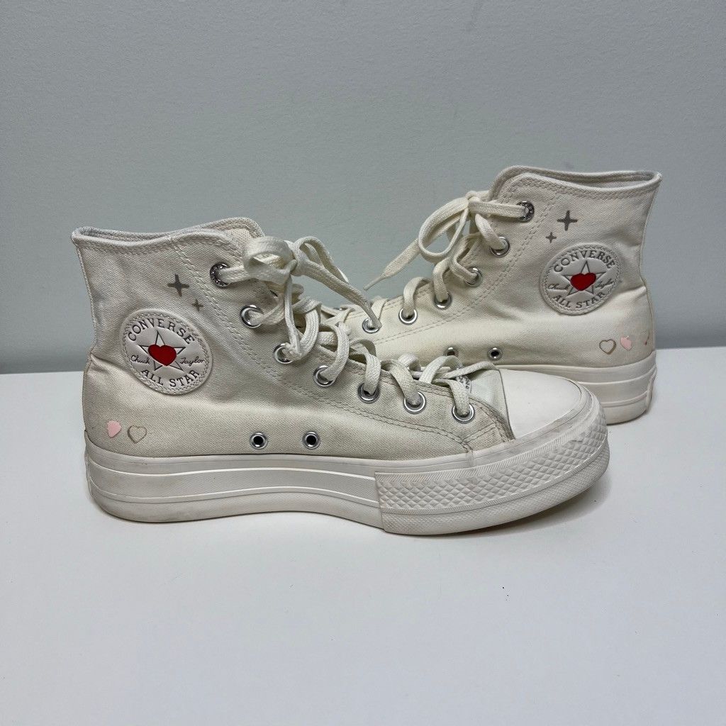 Converse Converse White Platform Red Heart High Top Sneakers Size 8 Size US 8 / IT 38 - 14 Thumbnail