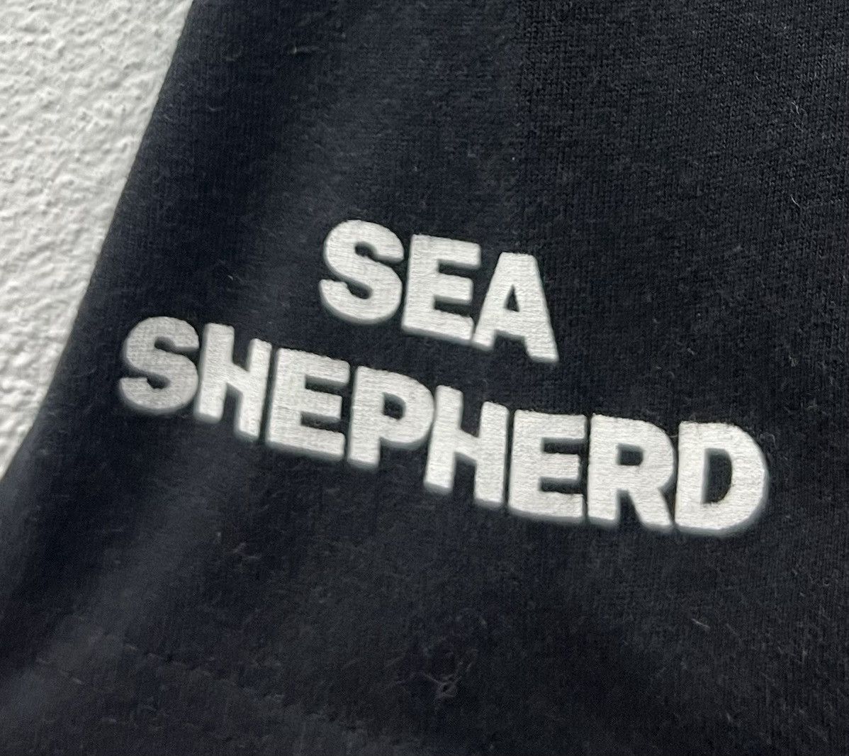 Vintage VINTAGE EARTH POSITIVE SEA SHEPHERD SHIRT Size US S / EU 44-46 / 1 - 7 Thumbnail