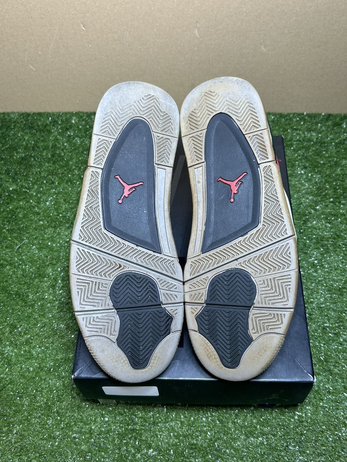 Jordan Brand Jordan 4 toro bravo 2013 Size US 10.5 / EU 43-44 - 9 Thumbnail