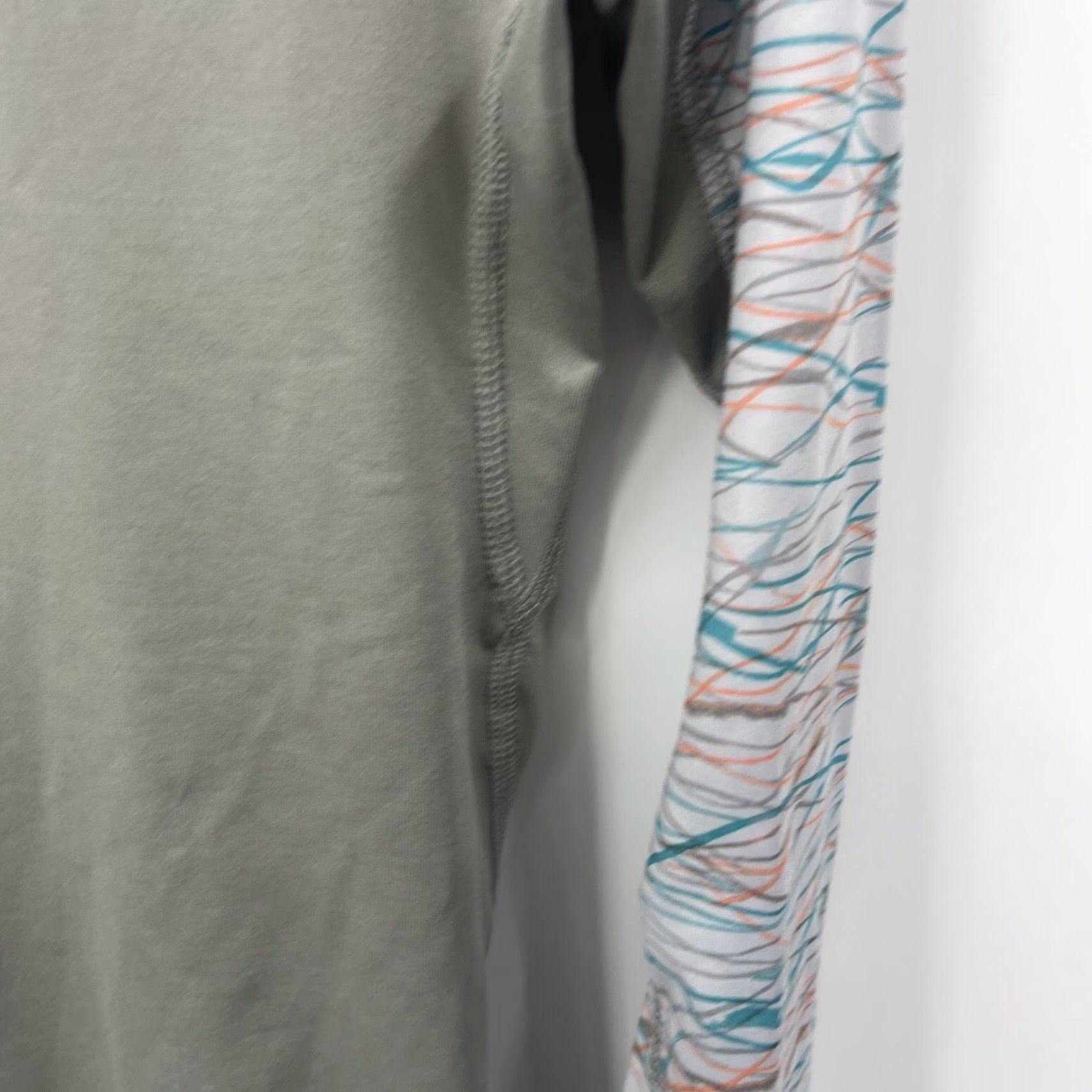 Nike Nike Pro Combat Dri Fit Fitted Activewear Shirt Womens Medium 1/4 Zipper Preppy Gray Geometric Long Sleeve 2000s Mens, Womens, Girls, Boys Size M / US 6-8 / IT 42-44 - 6 Thumbnail