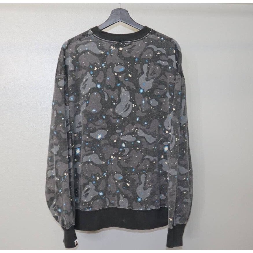 Vintage BAPE Space Camo Sweatshirt A Bathing Ape Size XL Size US XL / EU 56 / 4 - 5 Thumbnail