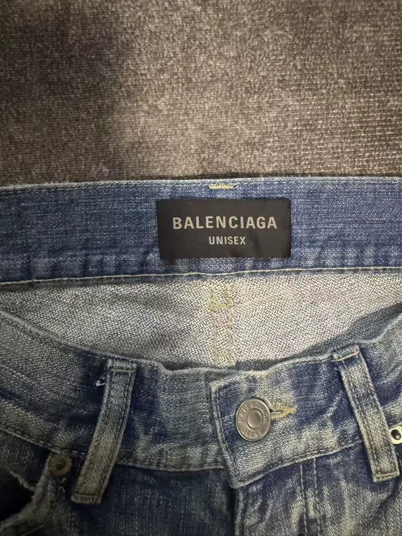 Balenciaga Balenciaga size XS low-rise jeans Size US 26 / EU 42 - 4 Thumbnail