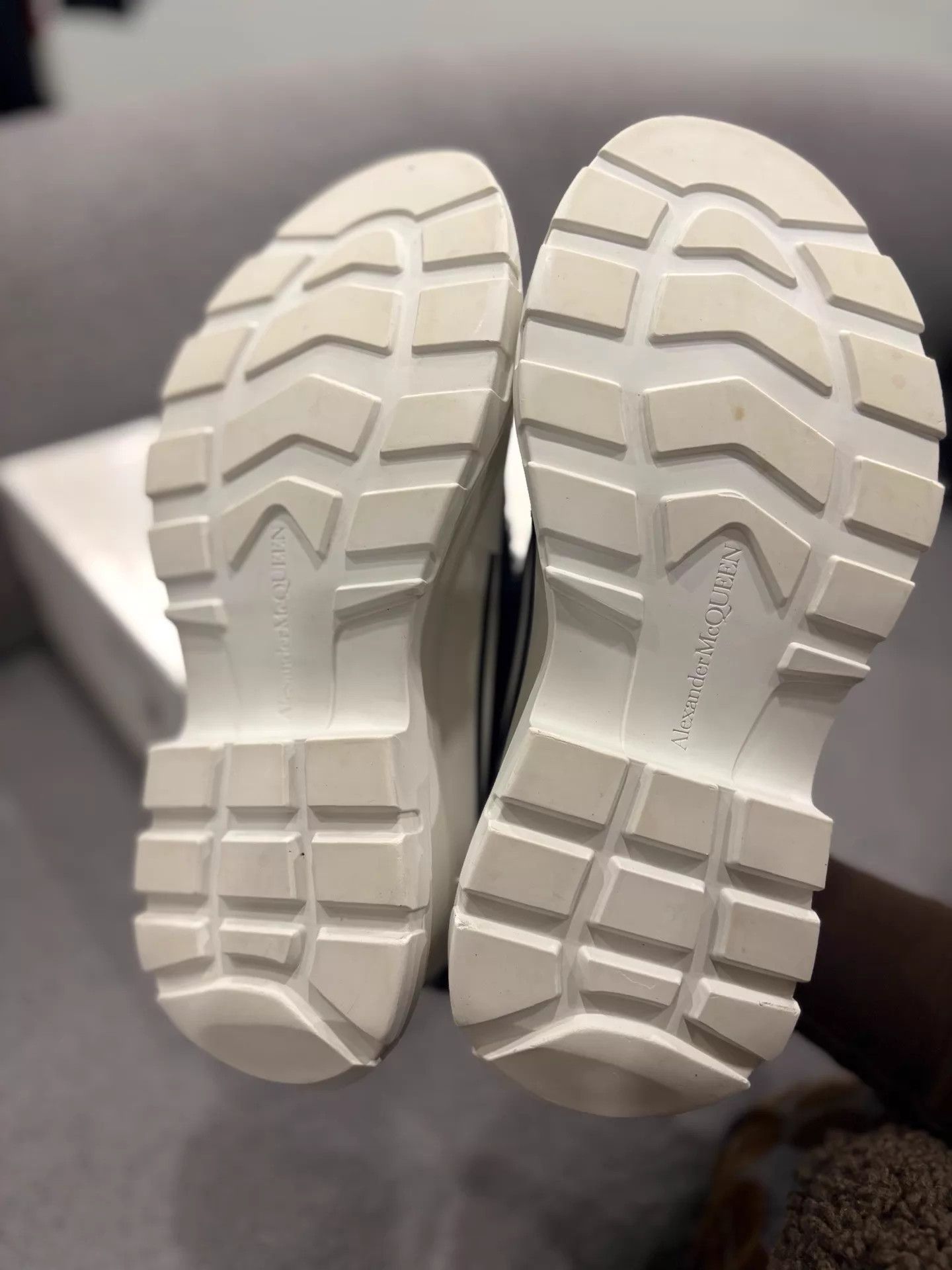 Alexander McQueen McQueen celebrity panda colorblock dad sneakers 37 Size US 6.5 / IT 36.5 - 2 Thumbnail