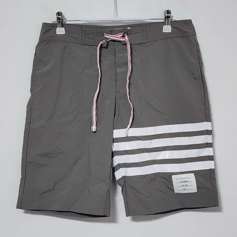 Other Thom Browne size0 beach shorts Size US 26 / EU 42 - 1 Thumbnail