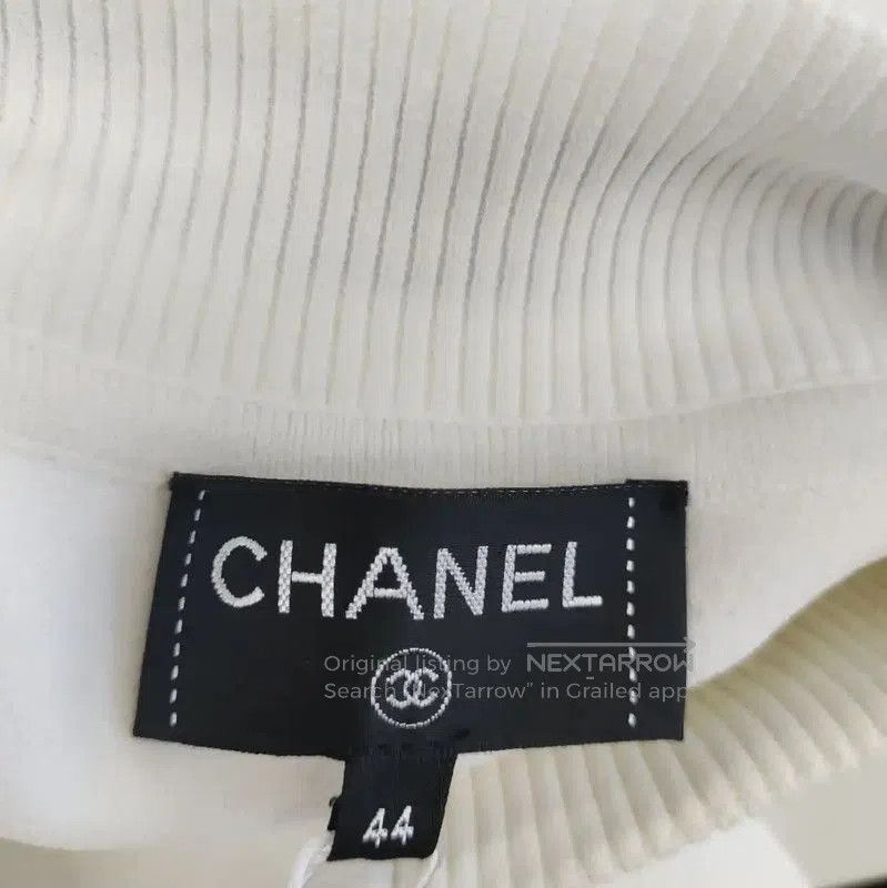 Chanel Chanel White Women's Jacket with Dark Accents . Size L / US 10 / IT 46 - 3 Thumbnail