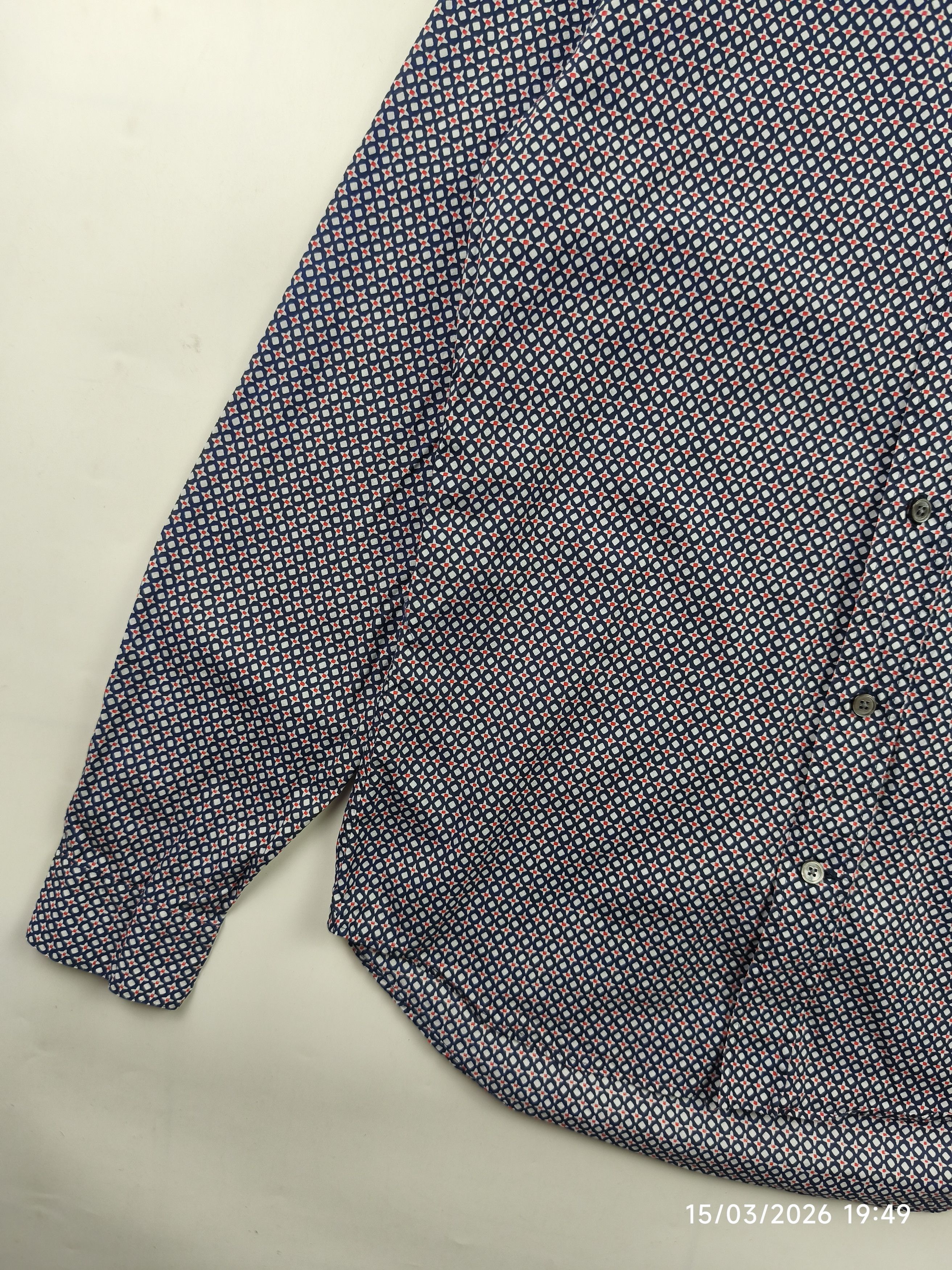Louis Vuitton Louis Vuitton monogram shirt Size US S / EU 44-46 / 1 - 5 Thumbnail