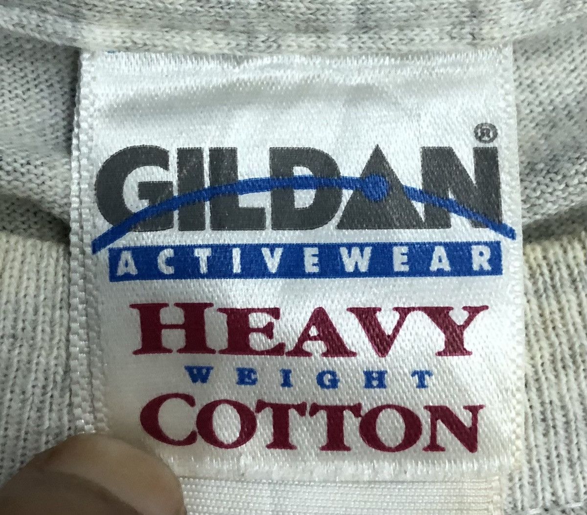 Vintage Vintage Gildan FBI Bloomingdale T-Shirt Size US M / EU 48-50 / 2 - 9 Thumbnail