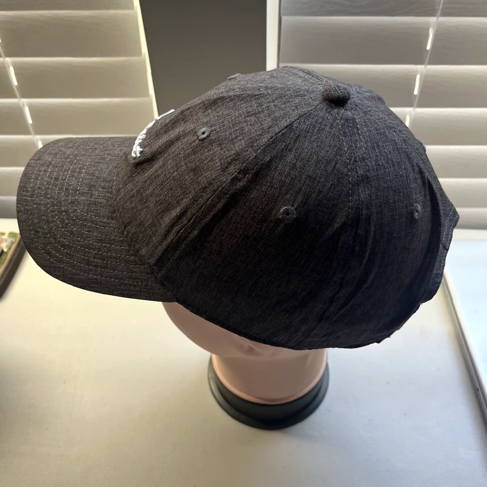Titleist Titleist Hat Cap Men Strapback Gray FootJoy Golf Ball Casual Drive Range Size ONE SIZE - 3 Thumbnail