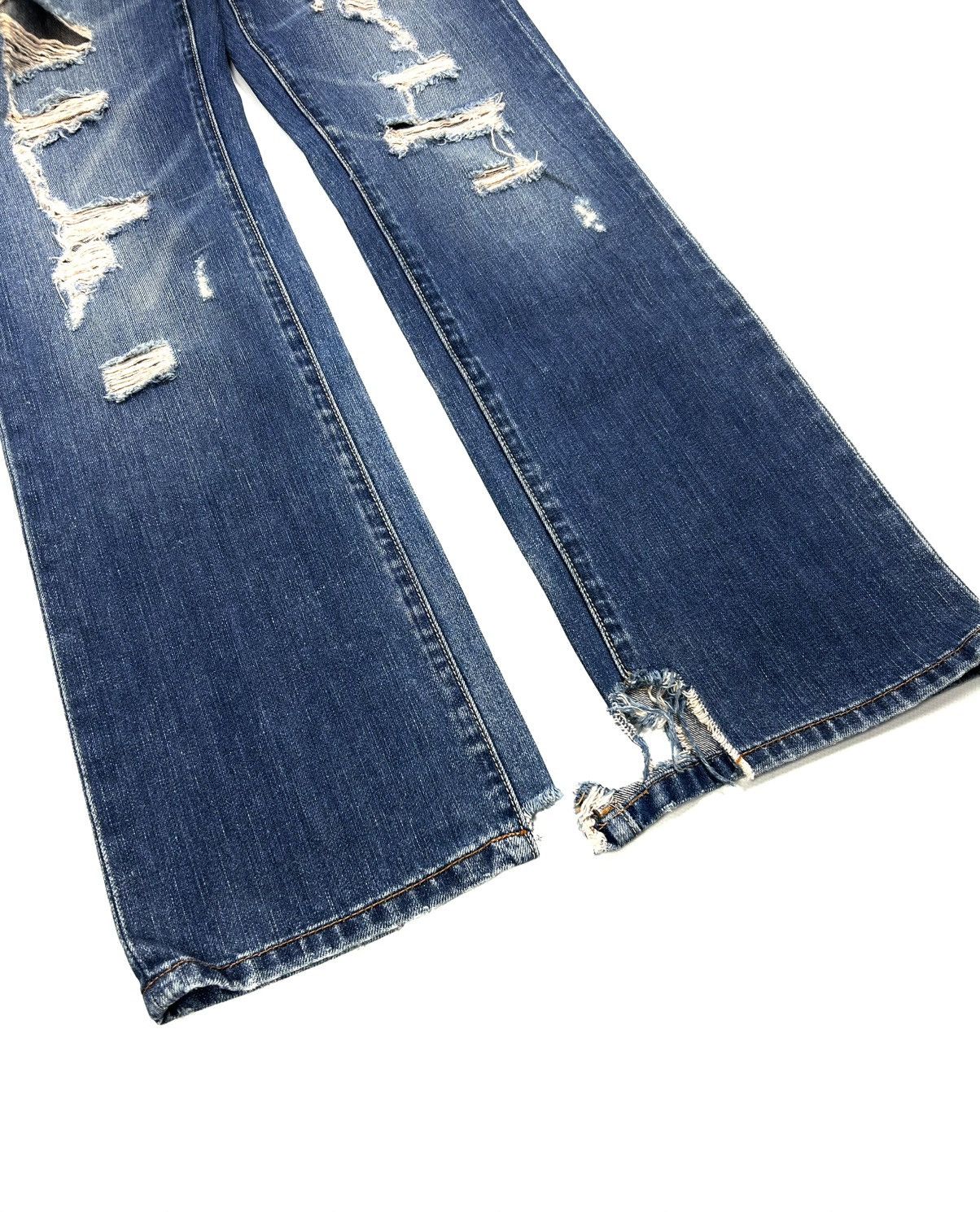 Christian Audigier Christian Audigier Limited Edition Faded Jeans Women’s Y2K Size 30" / US 8 / IT 44 - 10 Thumbnail