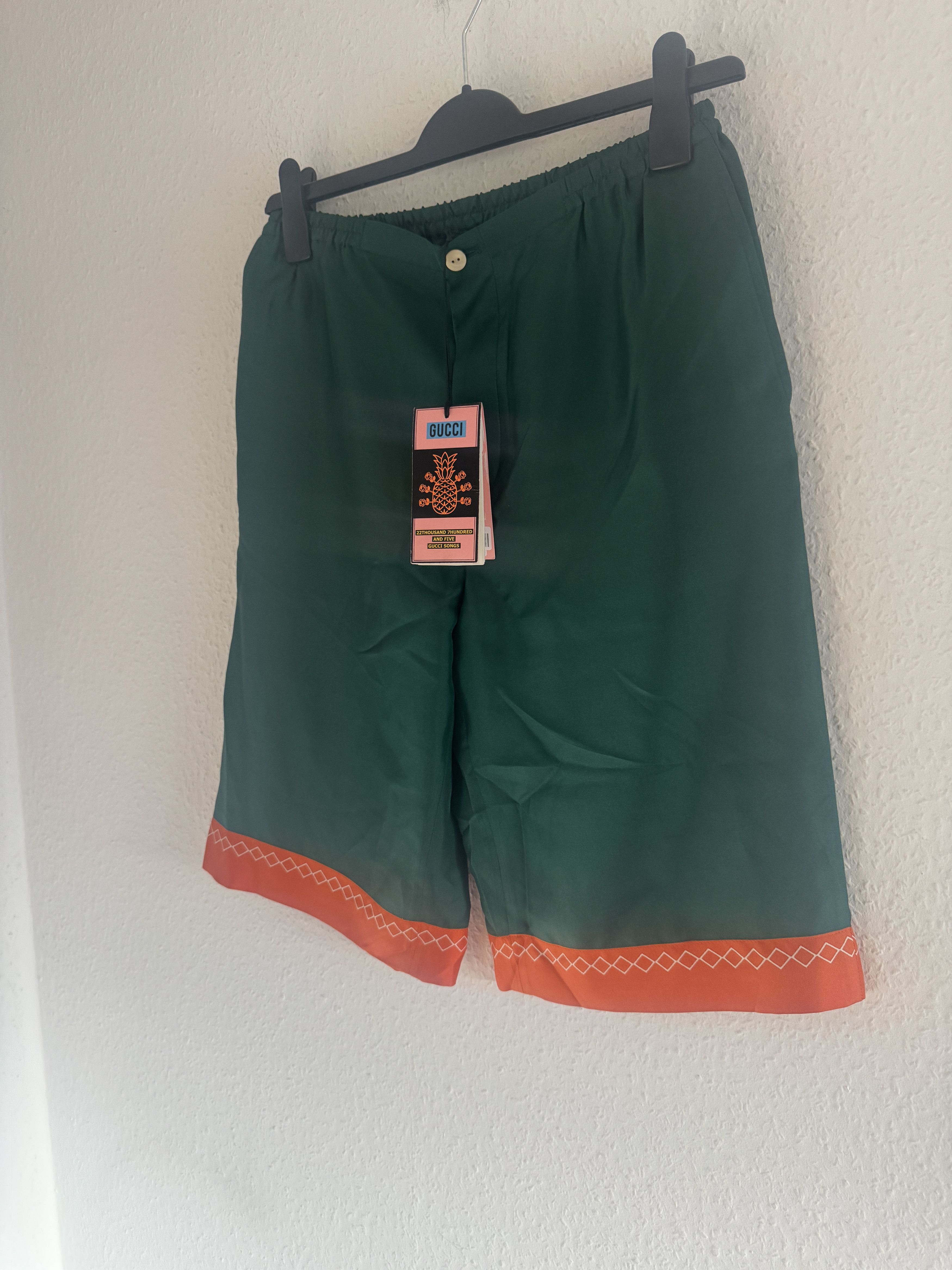 Gucci Green Silk Logo Shorts Size US 30 / EU 46 - 4 Thumbnail
