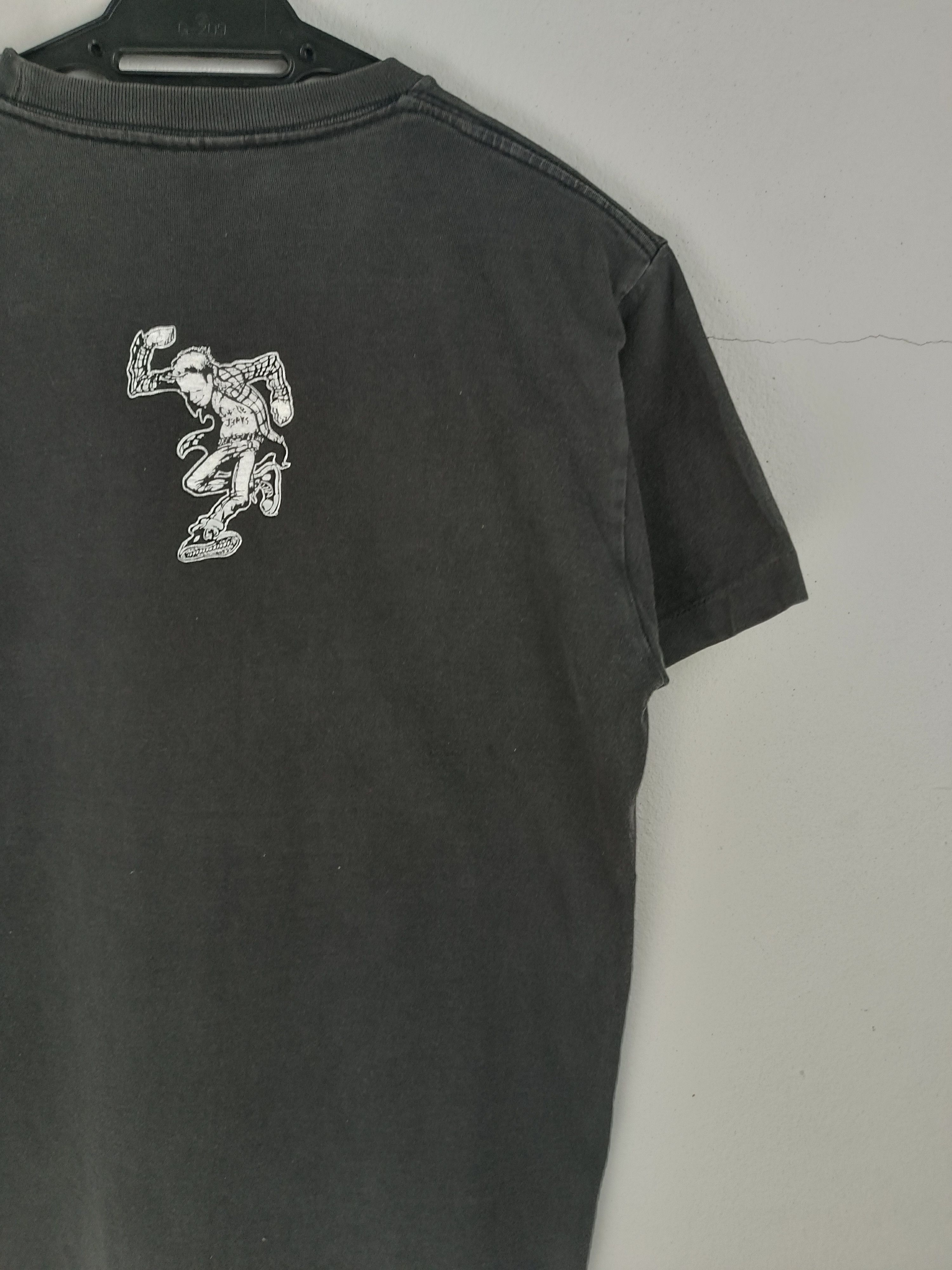 Band Tees VINTAGE 2003 CIRCLE JERKS FADED Y2K HARDCORE PUNK minor flag Size US S / EU 44-46 / 1 - 14 Thumbnail