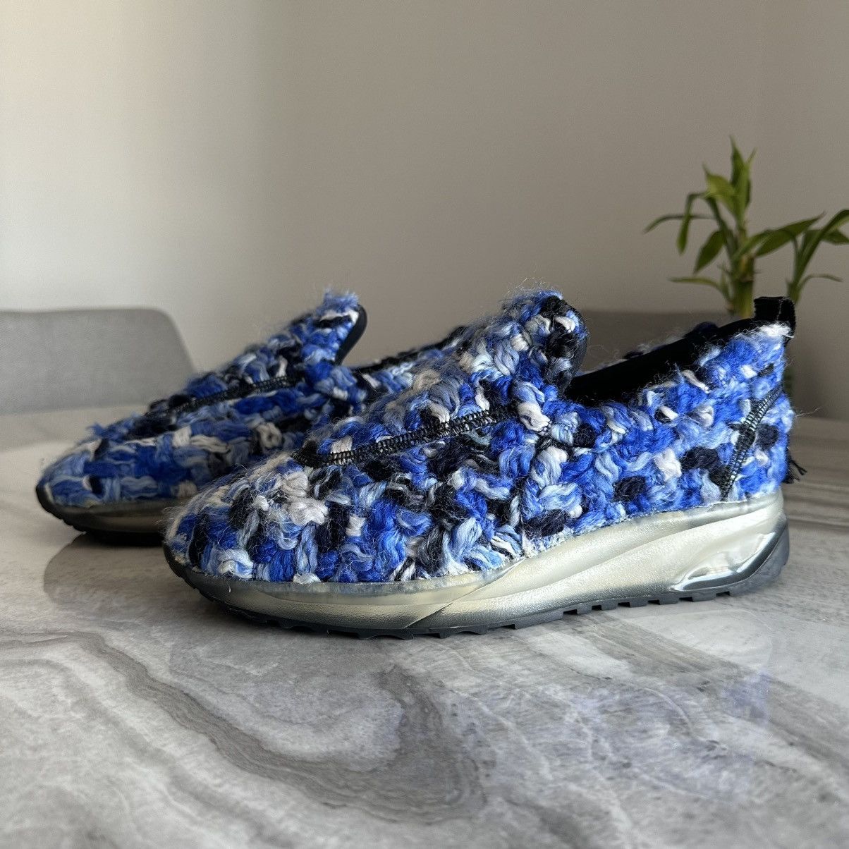 Maison Margiela Maison Margiela 22 Paris Cobalt Blue Tweed Slip On Size US 9 / IT 39 - 1 Thumbnail