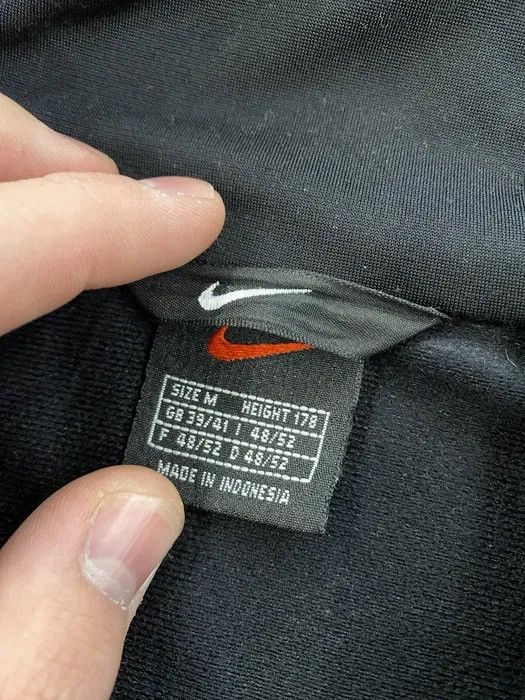 Nike × Vintage Vintage Nike Sweatshirt - Black, Size M-L Size US M / EU 48-50 / 2 - 4 Thumbnail