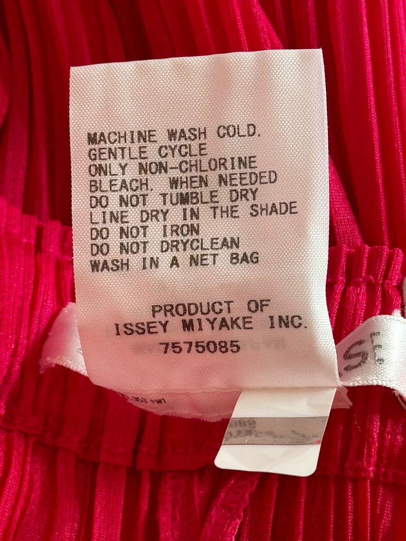 Issey Miyake issey miyake size:3 Red pleated pants Size 42" / US 20 - 4 Thumbnail