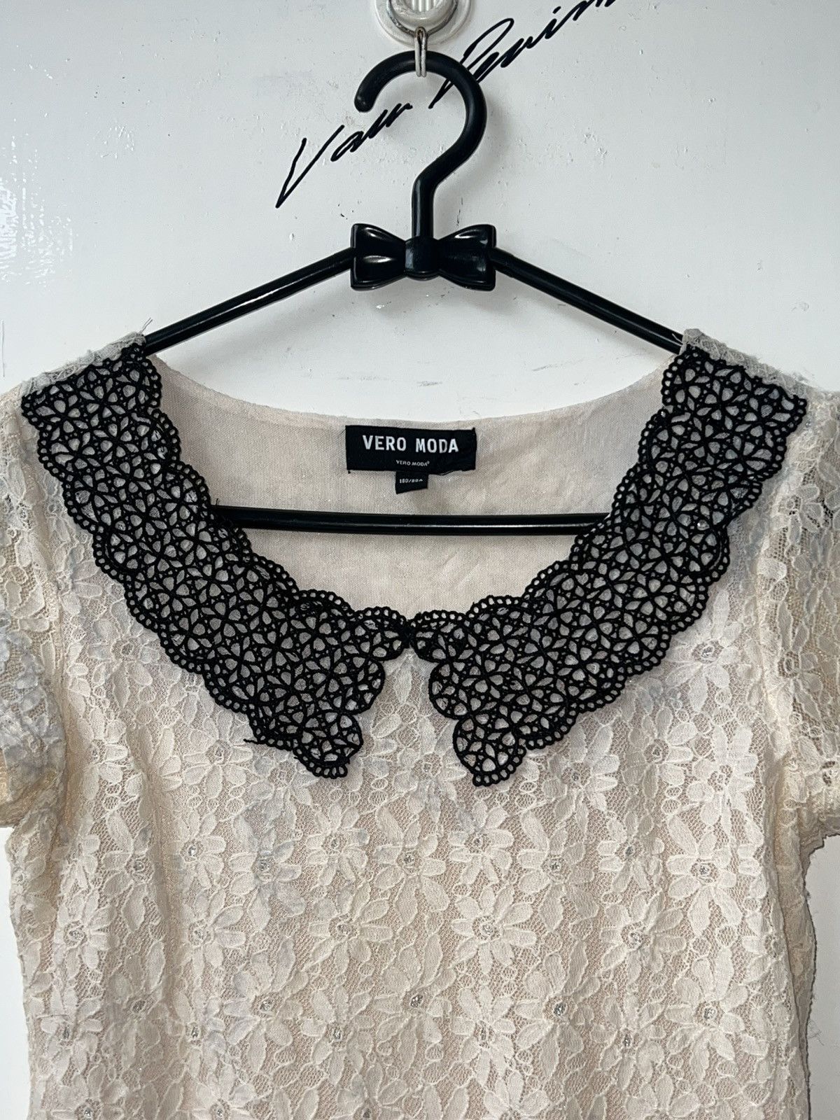 Other VERO MODA Cream Brokat T-shirt Size XS / US 0-2 / IT 36-38 - 12 Thumbnail