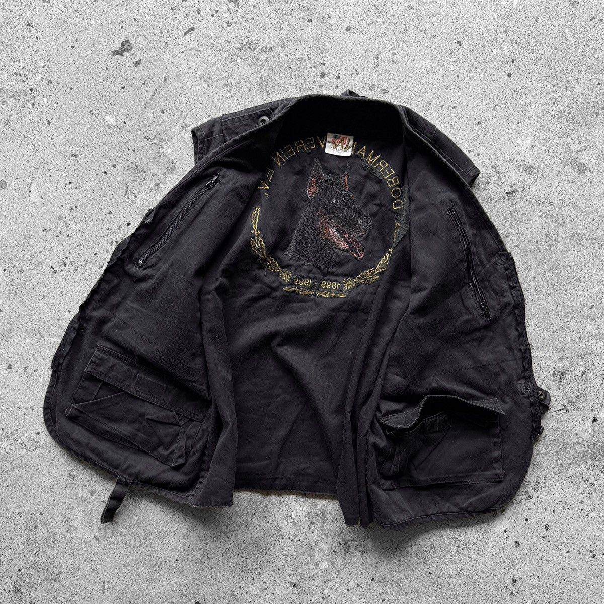 Vintage Vintage 90s Mens Dobermann Verein Embroidered Denim Vest Size US S / EU 44-46 / 1 - 3 Thumbnail