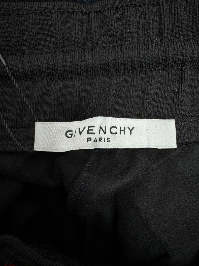 Givenchy Givenchy SizeM Grass Writing Letter Sweatshirt Size US M / EU 48-50 / 2 - 3 Thumbnail
