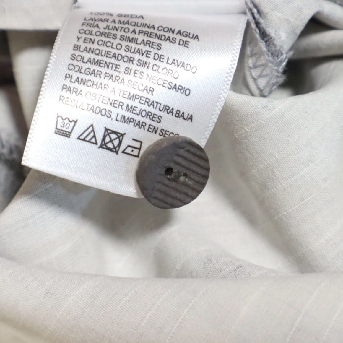 Tommy Bahama Tommy Bahama Camp Hawaiian Silk Solid Button Up Shirt Gray Men's L Size US L / EU 52-54 / 3 - 8 Thumbnail