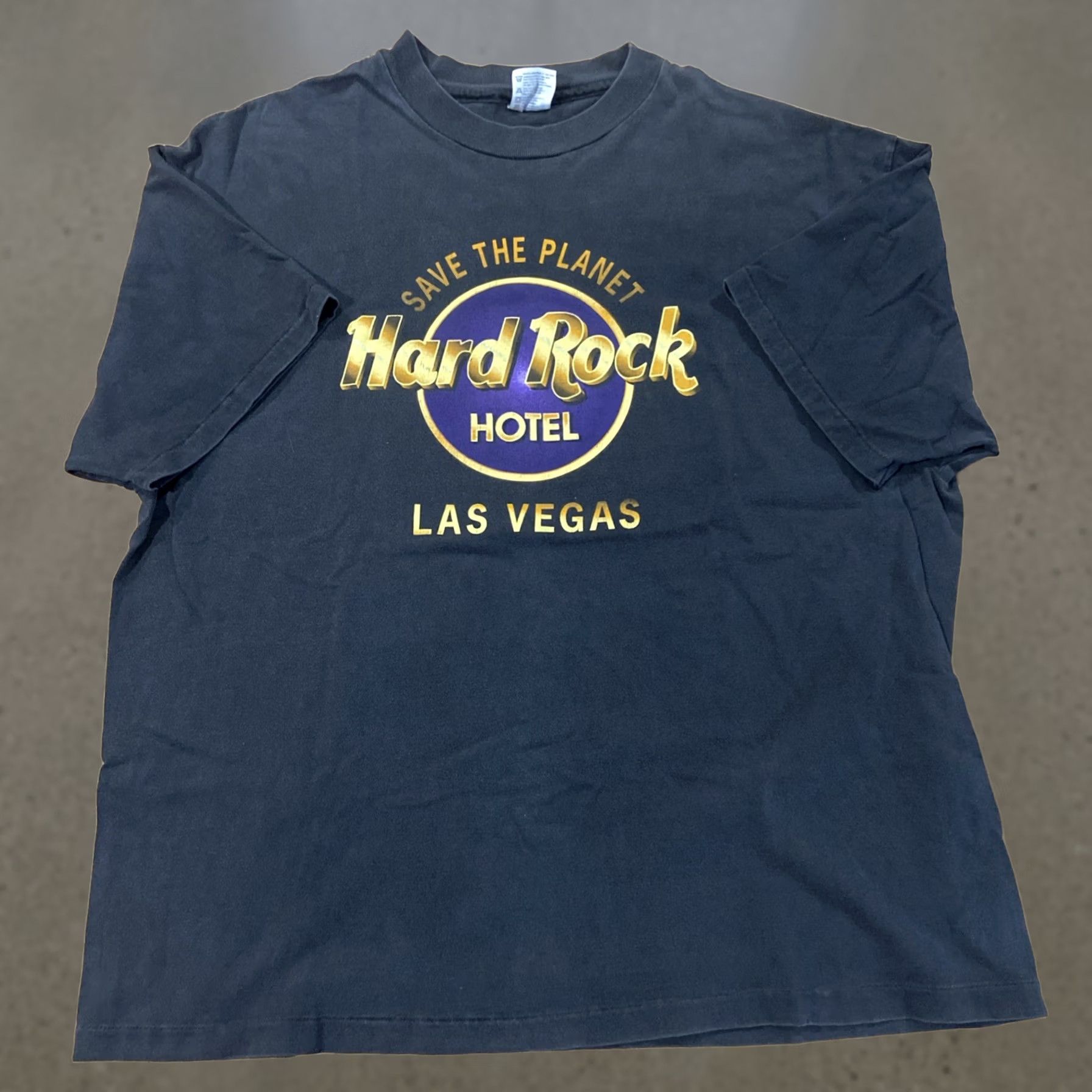 Hard Rock Cafe VINTAGE Hard Rock Cafe Hotel Las Vegas Tee T Shirt Black XL Mens Graphic Tee 1990s Size US XL / EU 56 / 4 - 1 Thumbnail