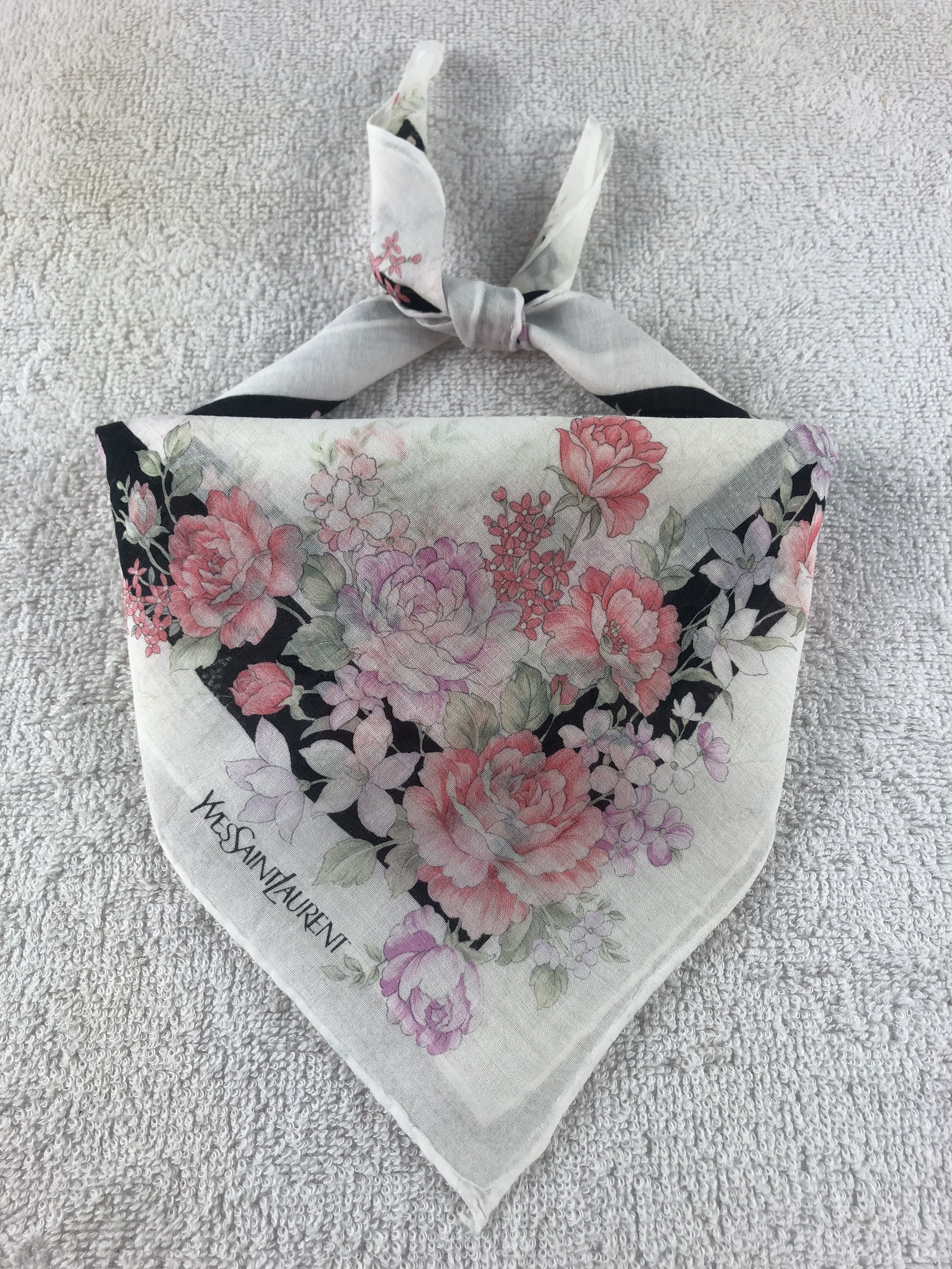 Yves Saint Laurent Yves Saint Laurent Handkerchief / Bandana / Neckerchief Size ONE SIZE - 2 Thumbnail