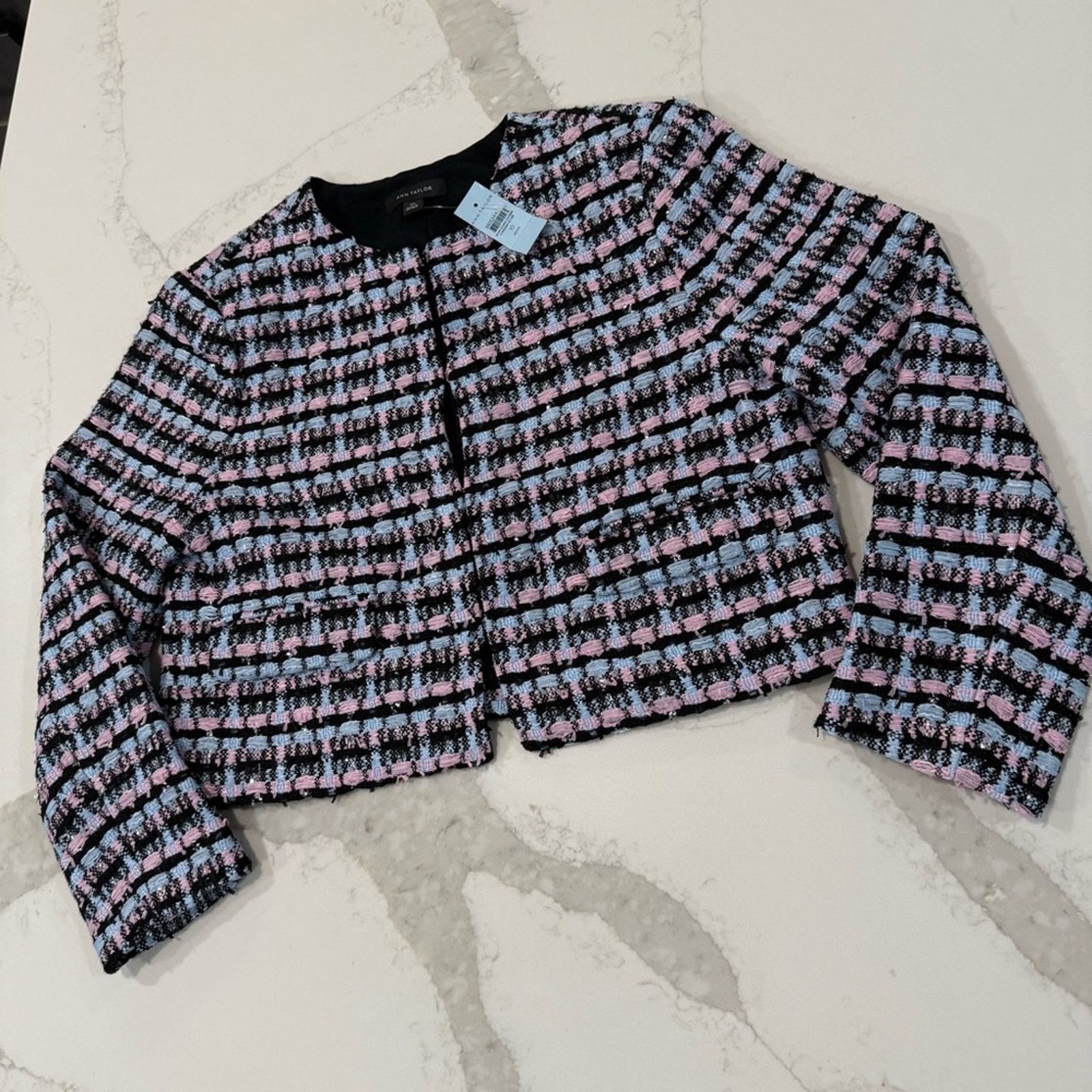 Ann Taylor Ann Taylor NWT Striped Tweed Cropped Blazer Jacket Women 10P Size L / US 10 / IT 46 - 2 Thumbnail