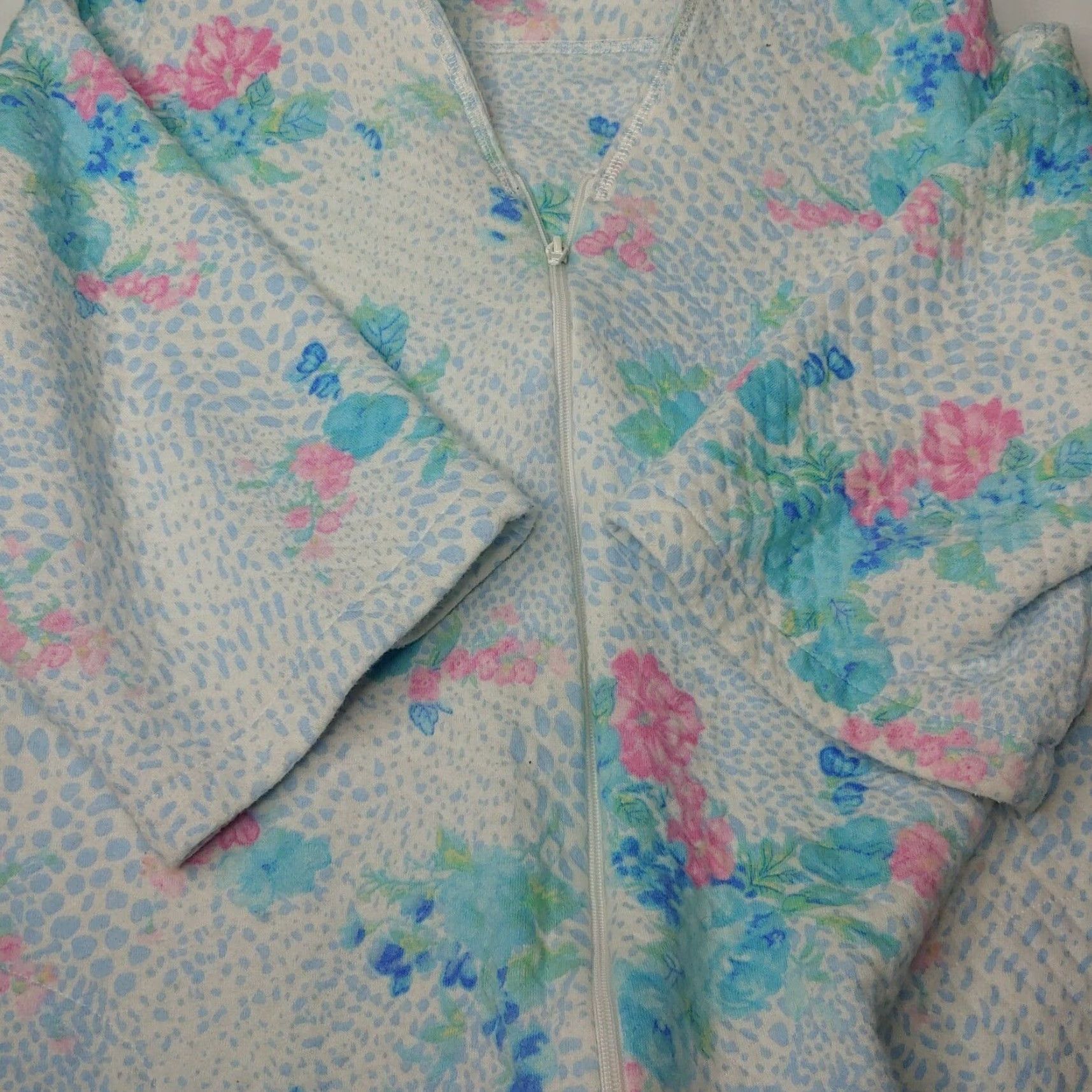 Vintage VINTAGE House Coat Full Zip L/XL Knit Quilted White Blue Floral Grannycore Women Size L / US 10 / IT 46 - 5 Thumbnail