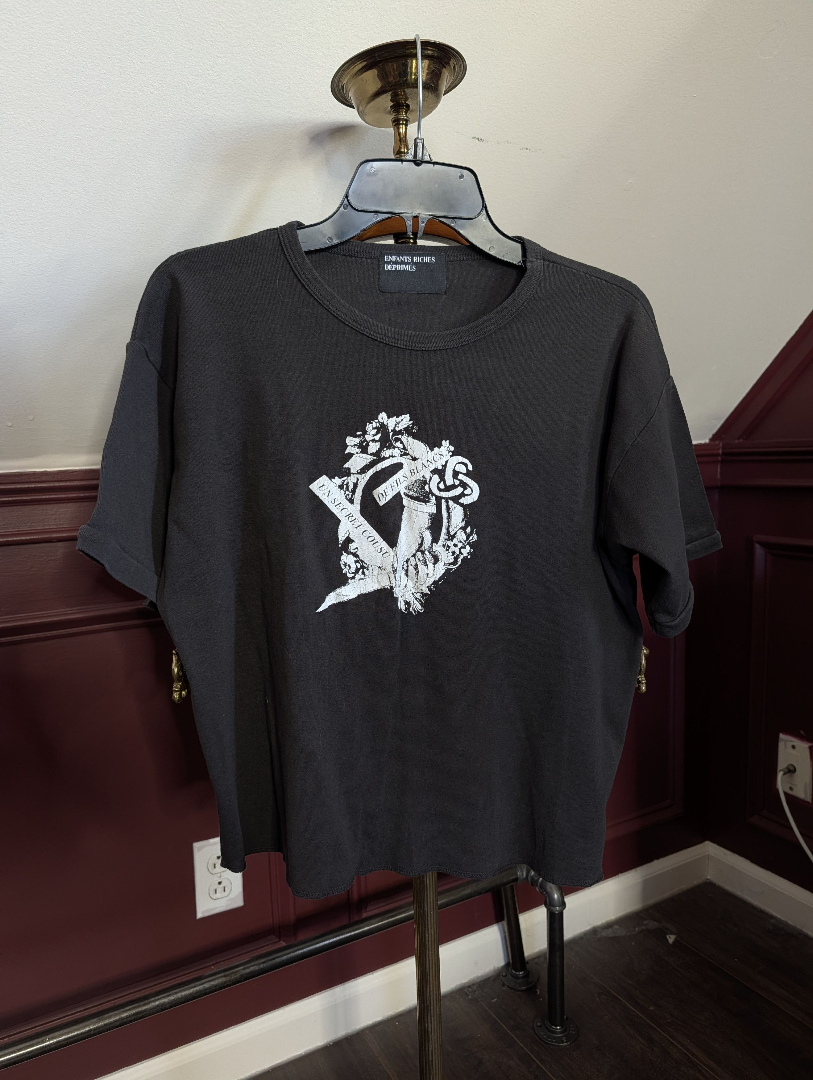 Enfants Riches Deprimes UN SECRET cropped black t-shirt new season distressed NWT Size M / US 6-8 / IT 42-44 - 2 Thumbnail