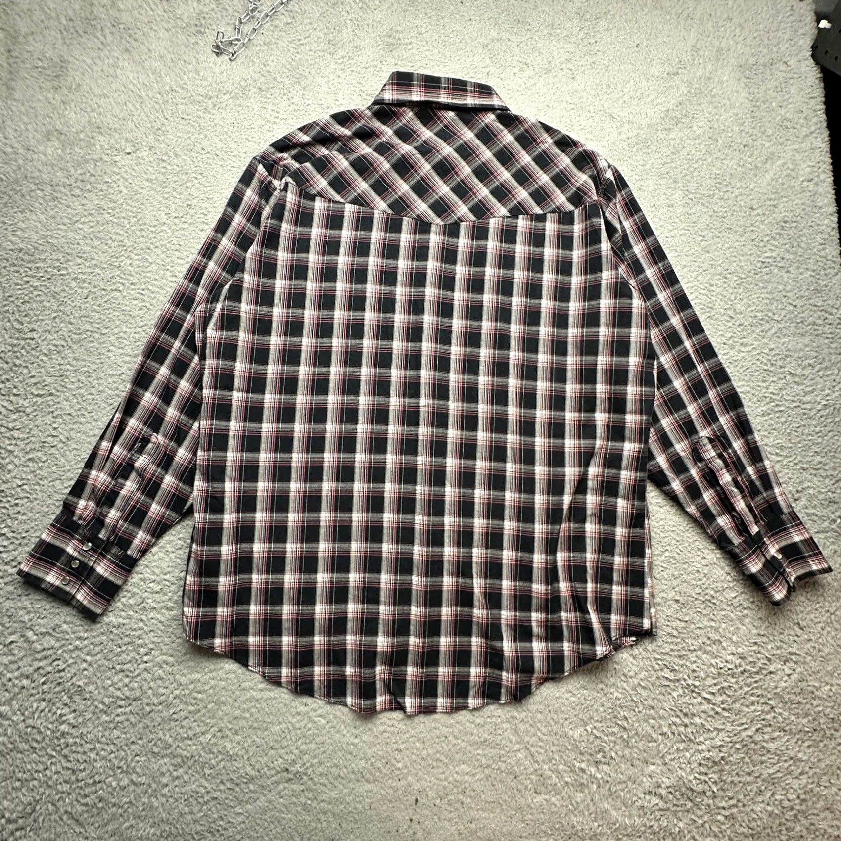 Vintage Vintage Ely Cattleman Pearl Snap Button Up Shirt Men XL Long Sleeve Red Black Plaid Workwear Shirt Mens XL Long Sleeve Red Black Pearls Snap Up Shirt Size US XL / EU 56 / 4 - 6 Thumbnail