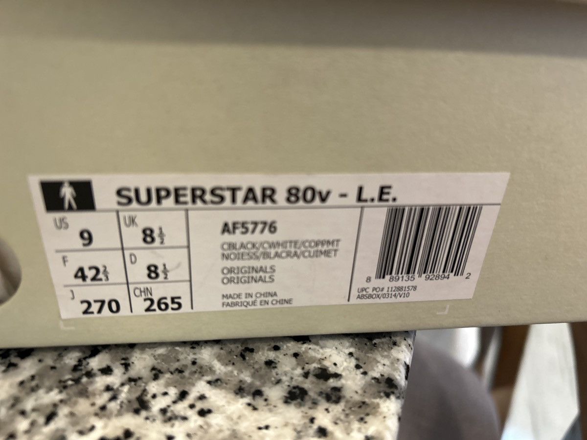 Adidas Adidas superstars Size US 10.5 / EU 43-44 - 2 Thumbnail