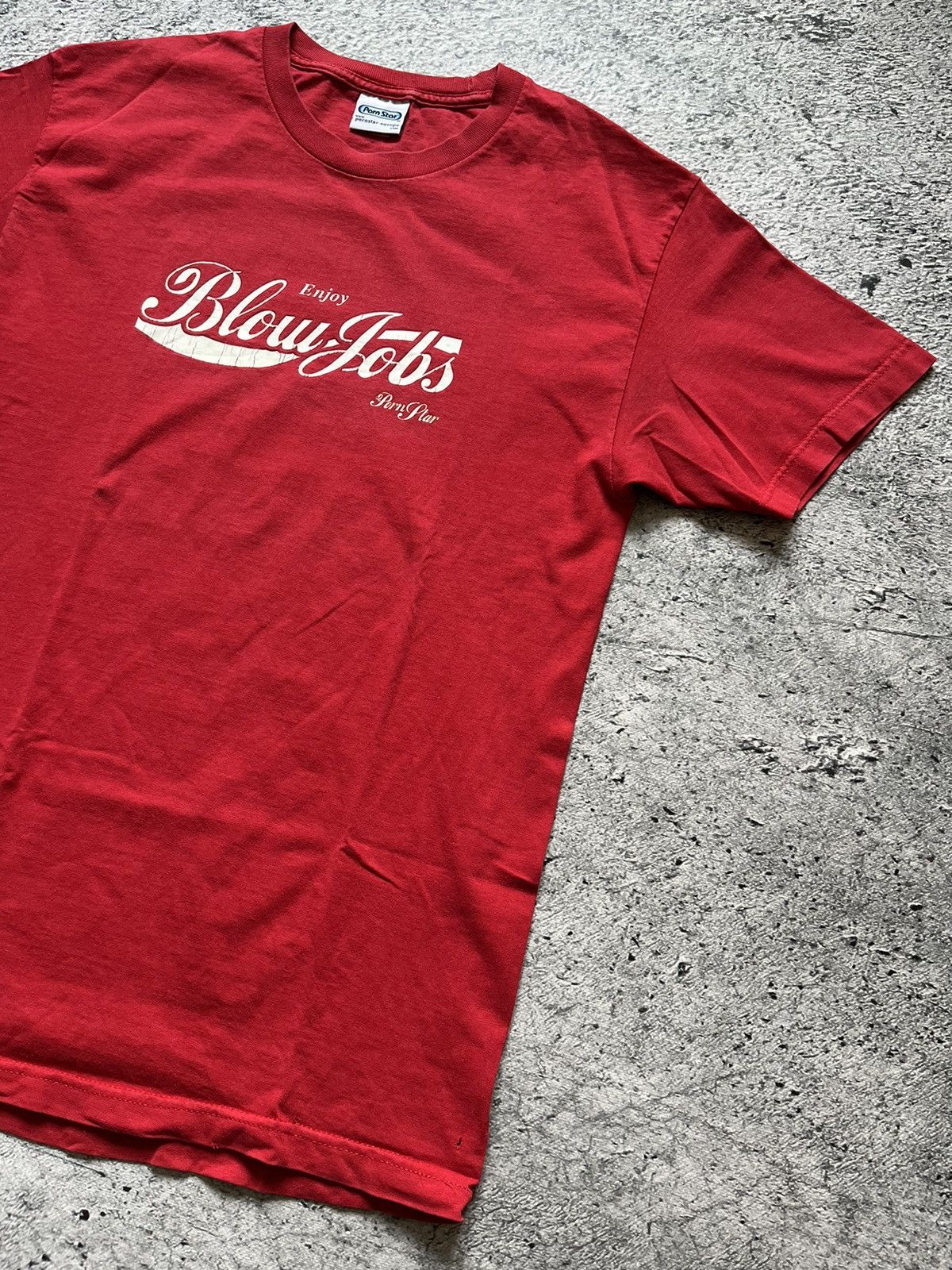 Vintage Vintage 90s Enjoy BlowJobs PornStar T-shirt made in USA Size US L / EU 52-54 / 3 - 4 Thumbnail