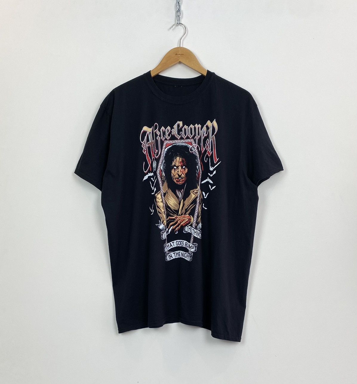 Designer Alice Cooper The Thing That Goes Bump In The Night T-Shirt Size US XL / EU 56 / 4 - 1 Thumbnail