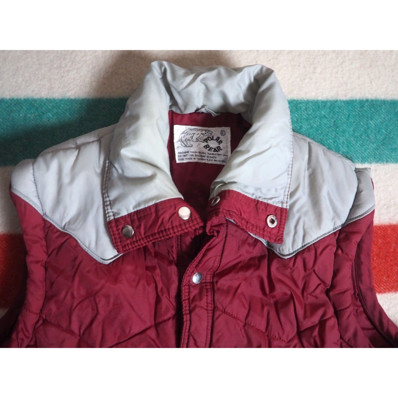 Vintage VINTAGE Polar Bear Vest L Men Red Snap Pocket Quilted 70s 80s Ski Puffer Bodywarmer Insulated Wool? Size US L / EU 52-54 / 3 - 4 Thumbnail