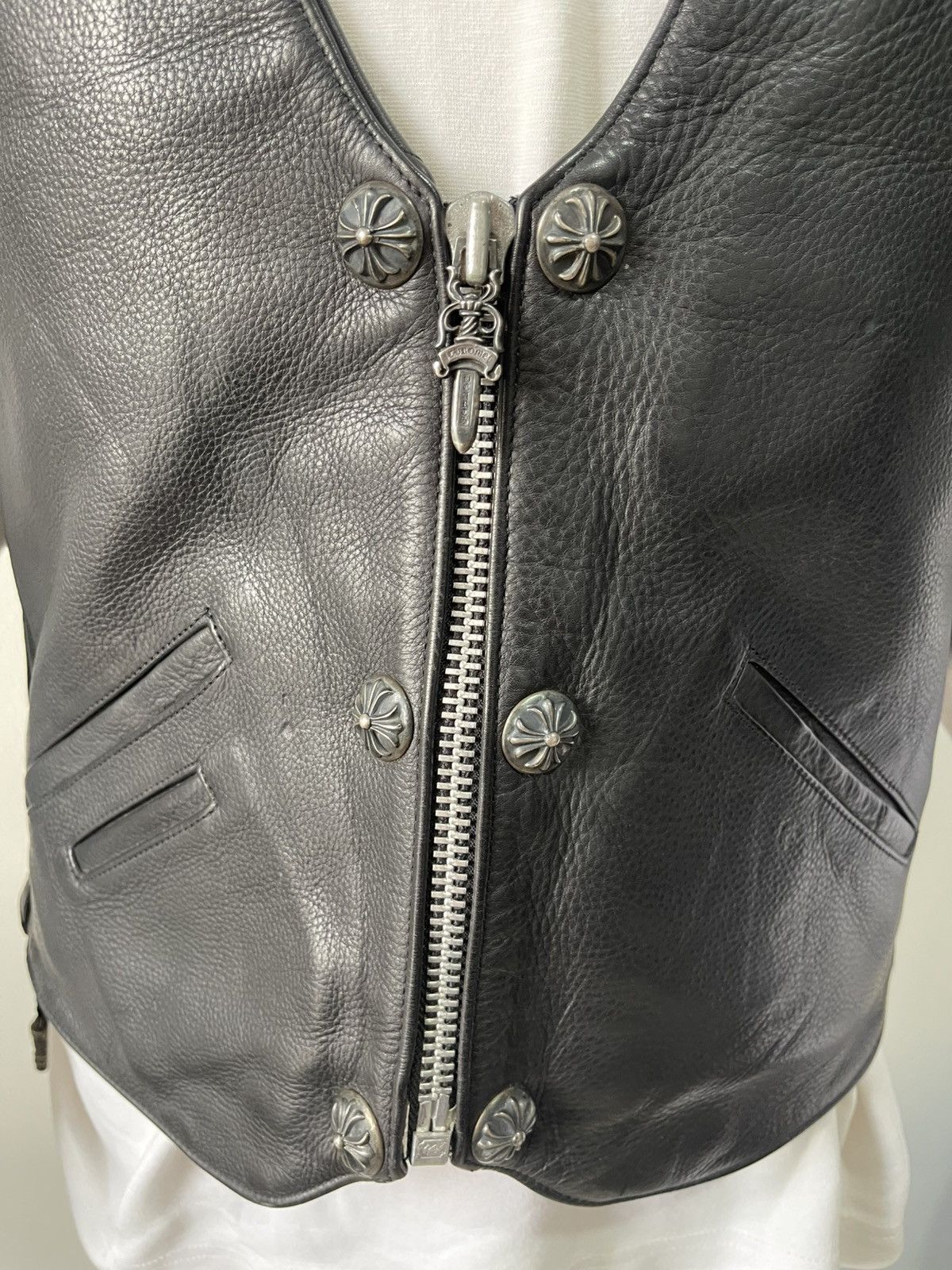 Chrome Hearts 1995 Iconic Chrome Hearts Six Button Leather Vest Size US M / EU 48-50 / 2 - 6 Thumbnail