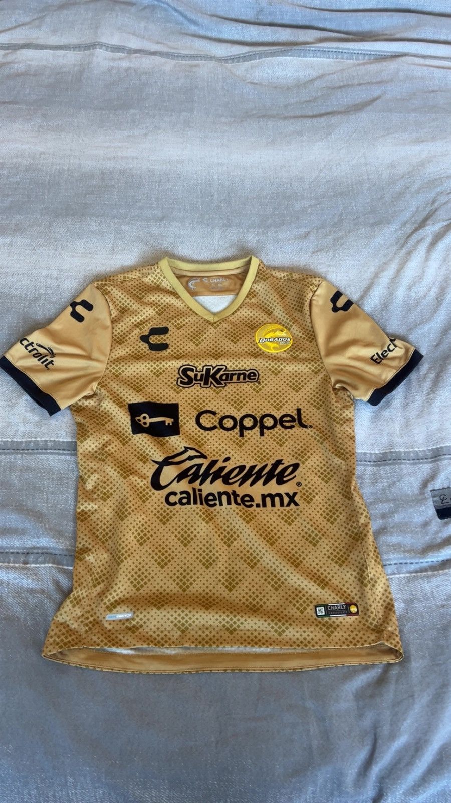 Other Dorados Sinaloa gold home shirt Size US M / EU 48-50 / 2 - 1 Thumbnail