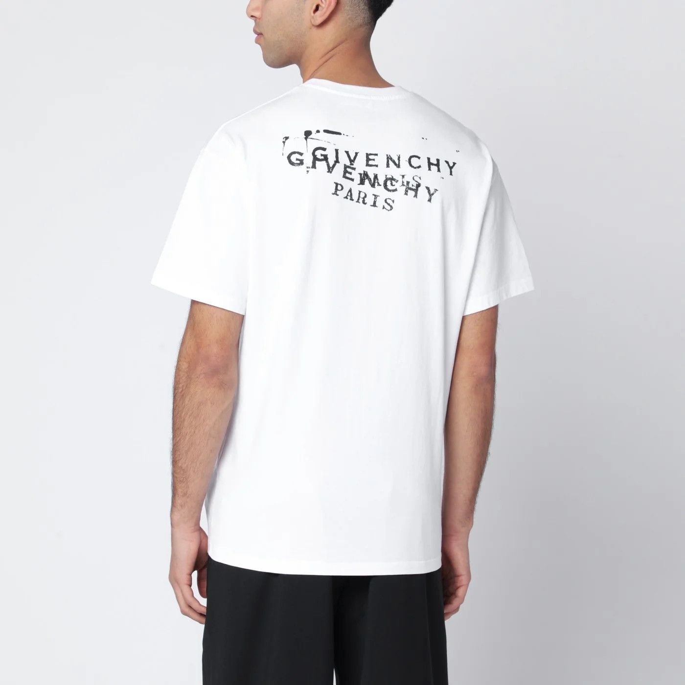 Givenchy o1d2blof0426 Cotton Logo Print Short Sleeve T-Shirt in White Size US XXL / EU 58 / 5 - 2 Thumbnail