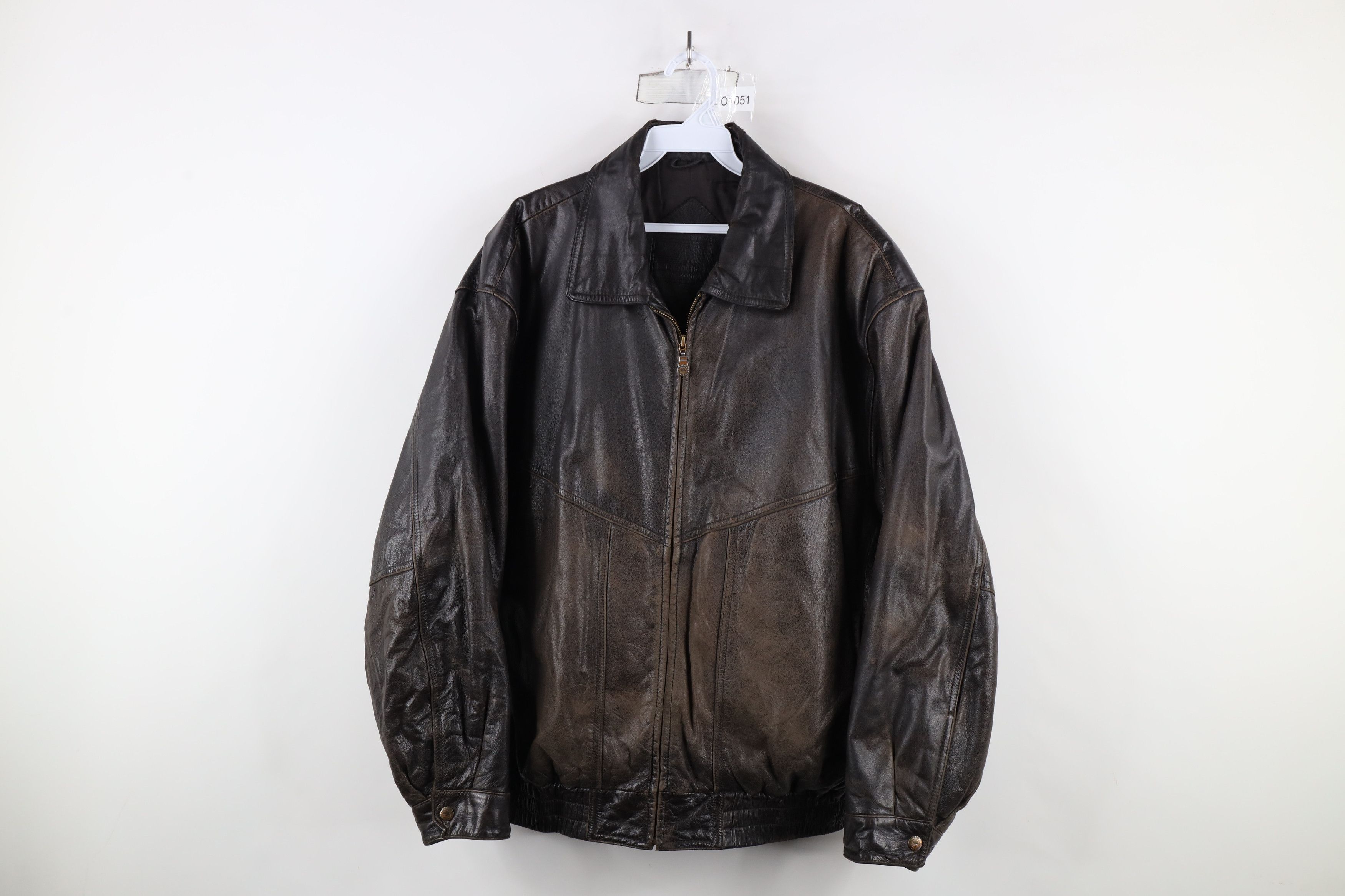 Vintage Vintage 90s Streetwear Leather Flight Bomber Jacket Brown Size US L / EU 52-54 / 3 - 1 Thumbnail