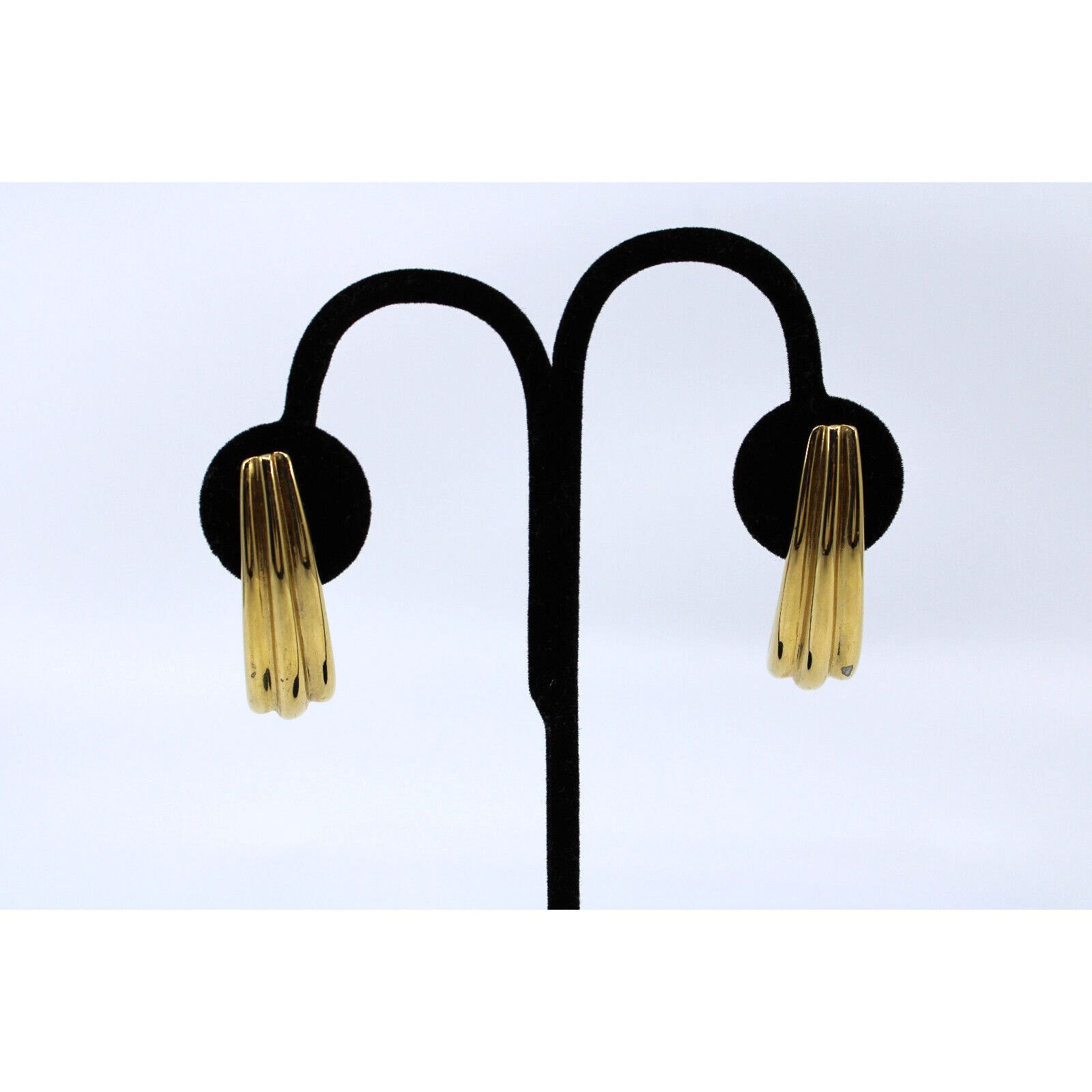 Givenchy GIVENCHY Vintage Goldtone Shrimp Shaped Clip On Earrings Size ONE SIZE - 1 Thumbnail