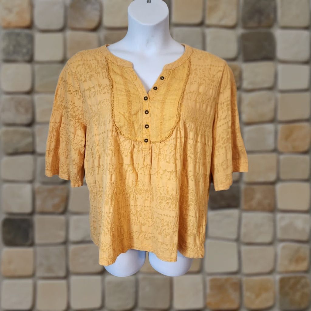 Vintage St. John's Bay Yellow Textured Floral Pleated Peasant Blouse 1X Womens Casual Size XL / US 12-14 / IT 48-50 - 1 Thumbnail