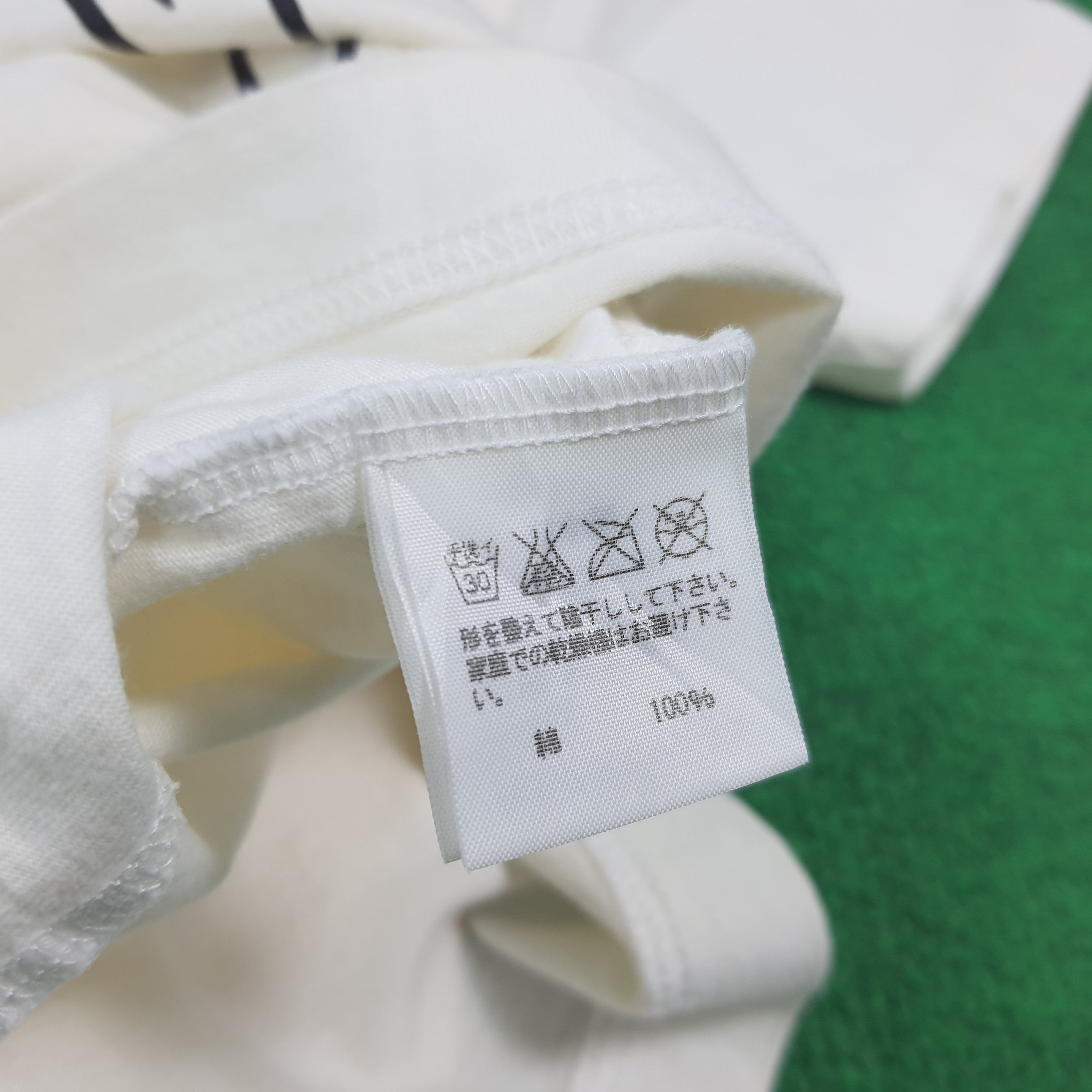 Ne-Net Vintage Ne-Net by Issey Miyake Japan Graphic Tshirt C294N4 Size US XS / EU 42 / 0 - 5 Thumbnail